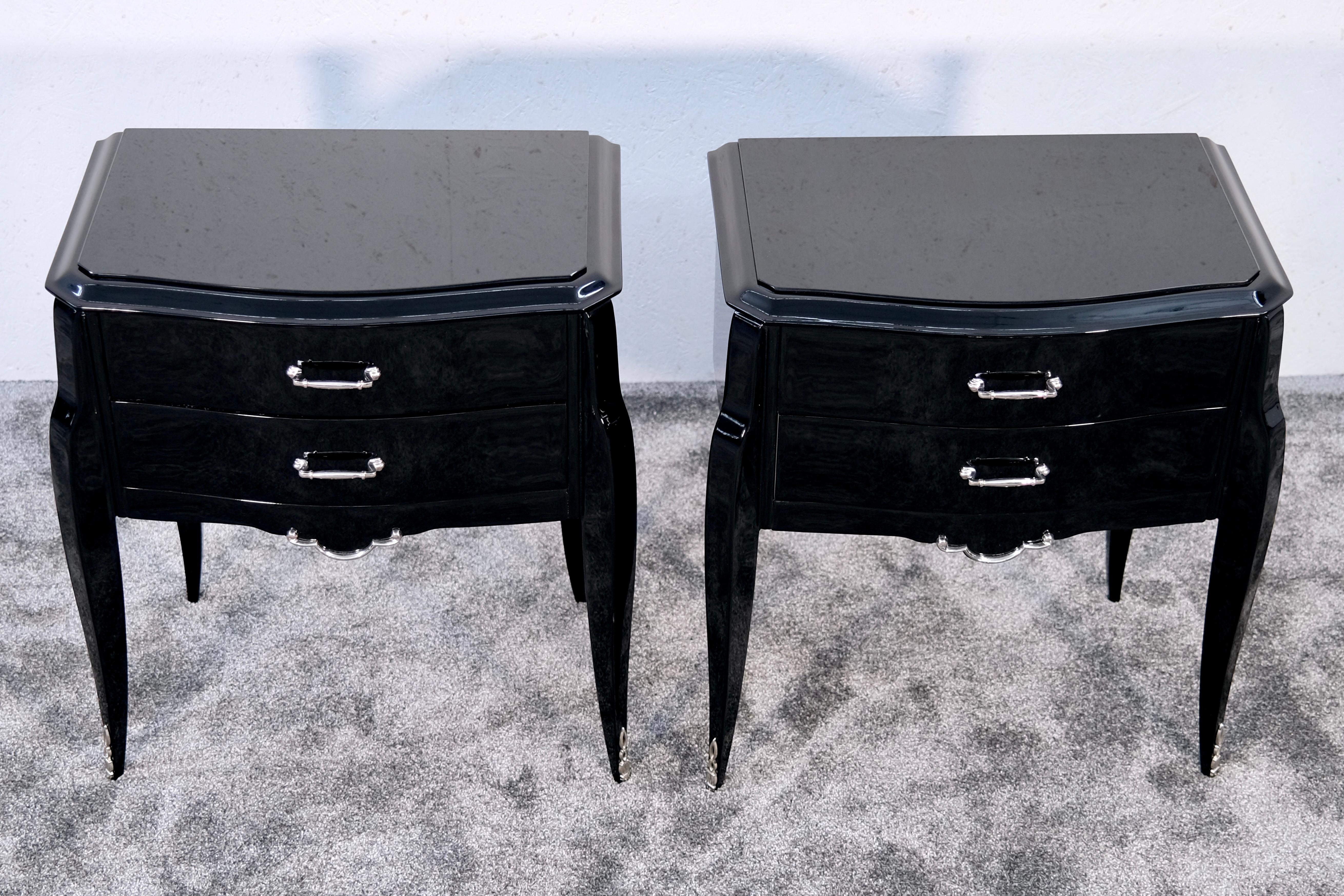 Blackened Pair of French Art Deco Night Stands in Black Lacquer with Drawers, 1930s For Sale