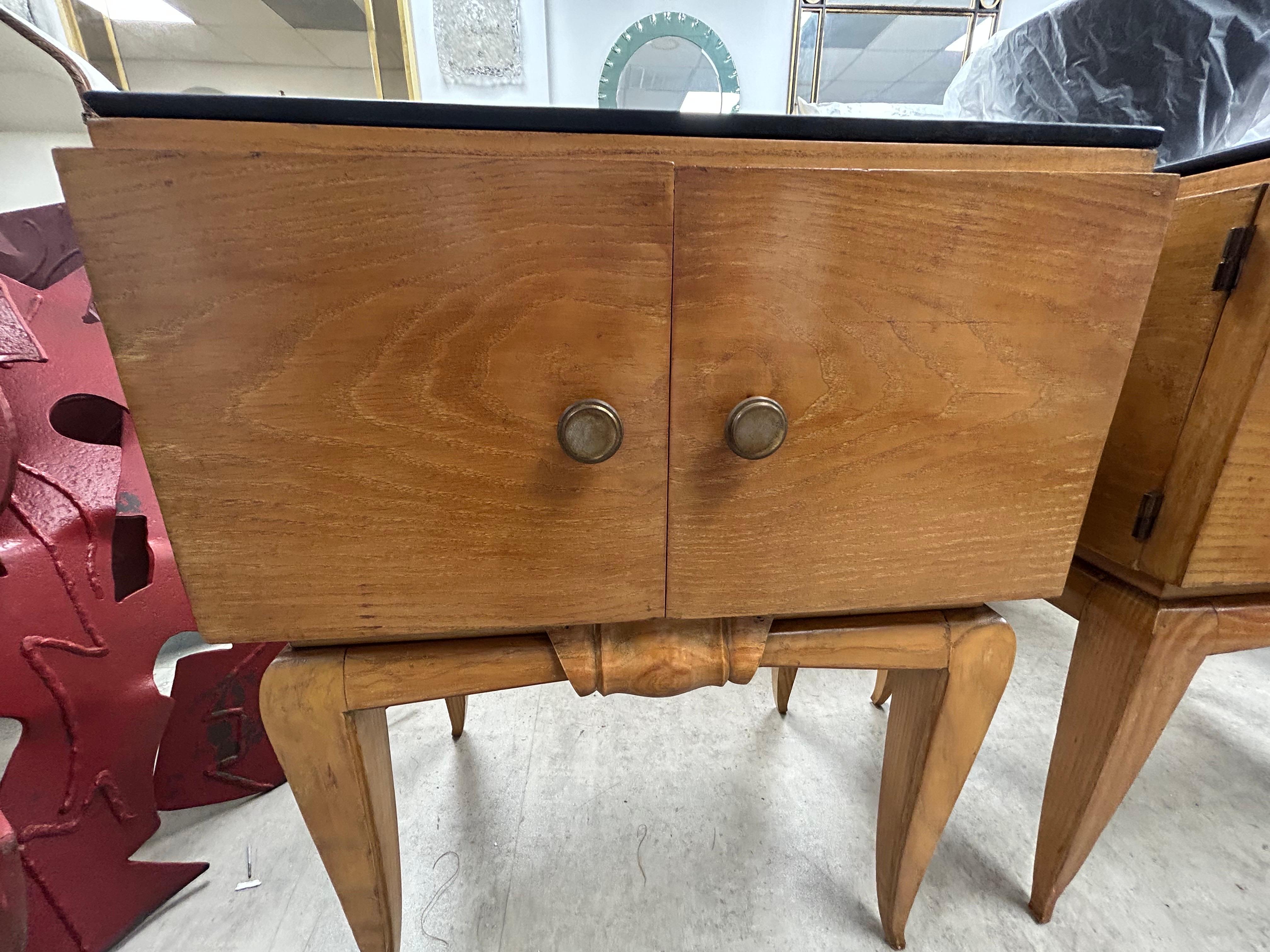 Pareja De Mesillas De Noche Art Decó Francesas en venta 5