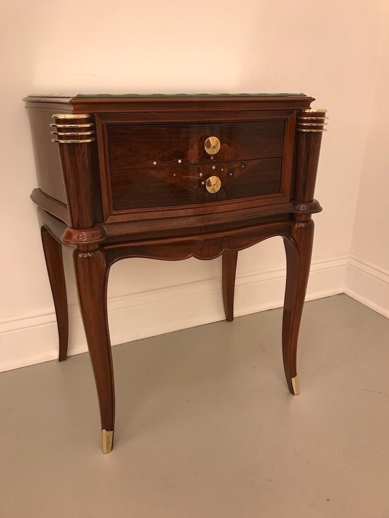 Pair of French Art Deco Nightstands in the Style of Jules Leleu In Excellent Condition In North Bergen, NJ