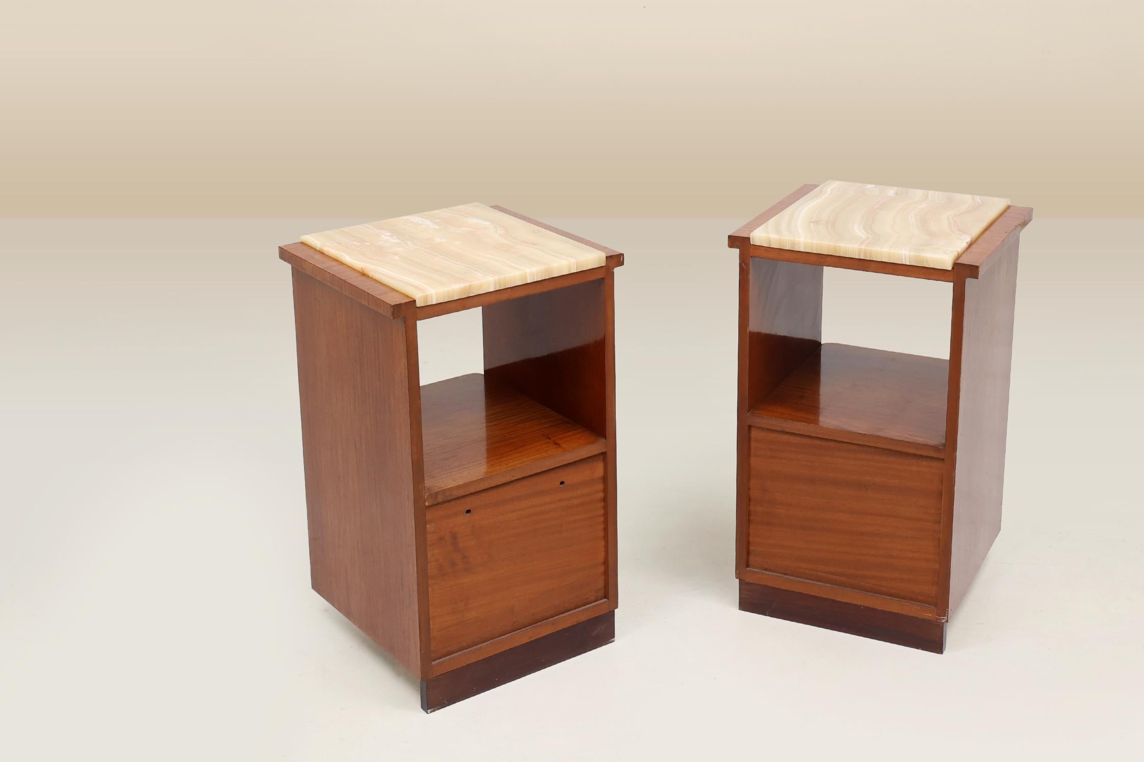 Pair of French Art Deco nightstands with marble top, ca. 1925 For Sale 8