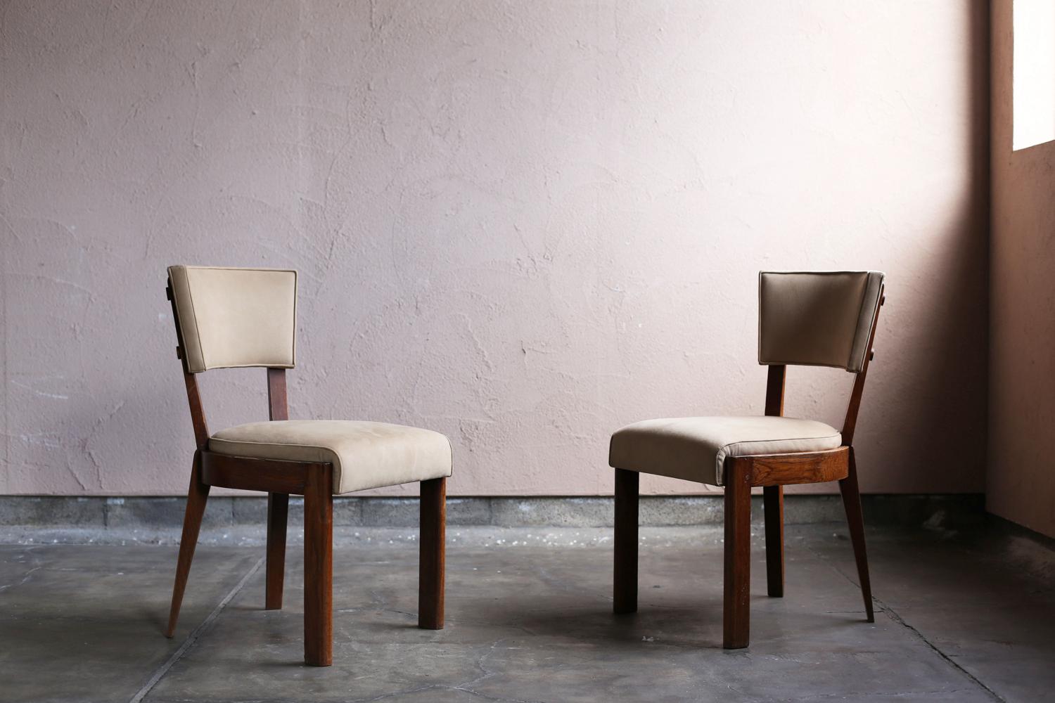 Woodwork Pair of French Art Deco Oakwood Dining Chairs by Charles Dudouyt For Sale