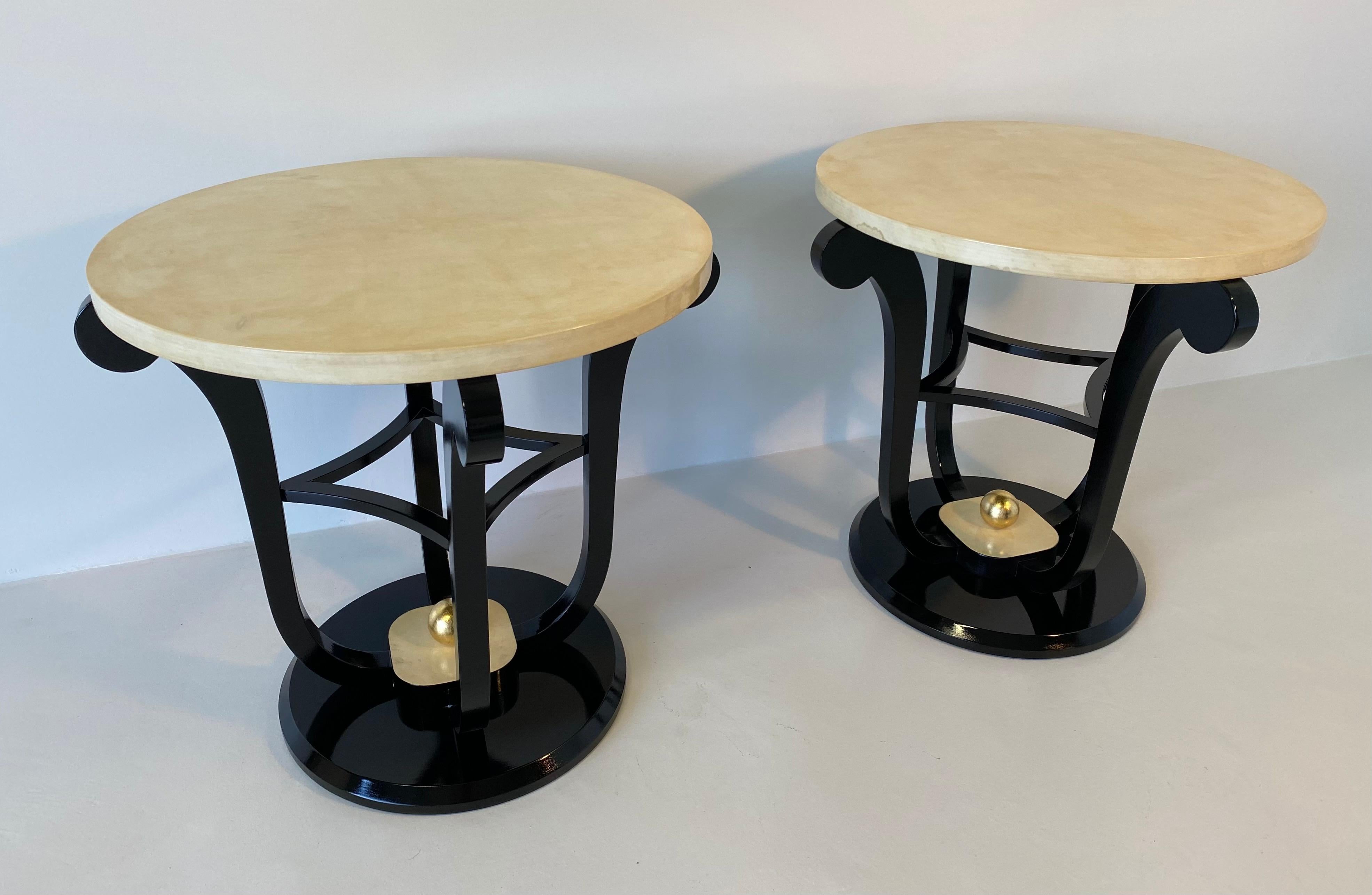 Pair of French Art Deco Parchment and Gold Leaf Side Tables In Good Condition In Meda, MB