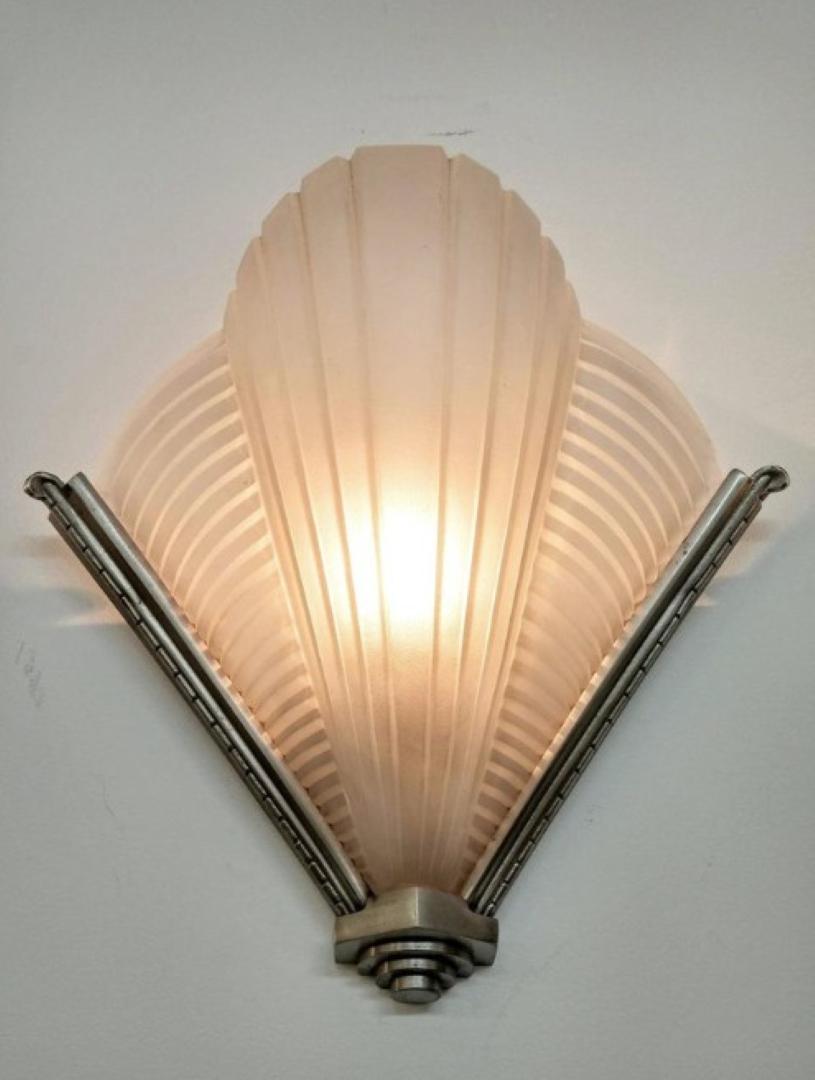 Coppia di applique francesi Art&Deco dell'artista francese 