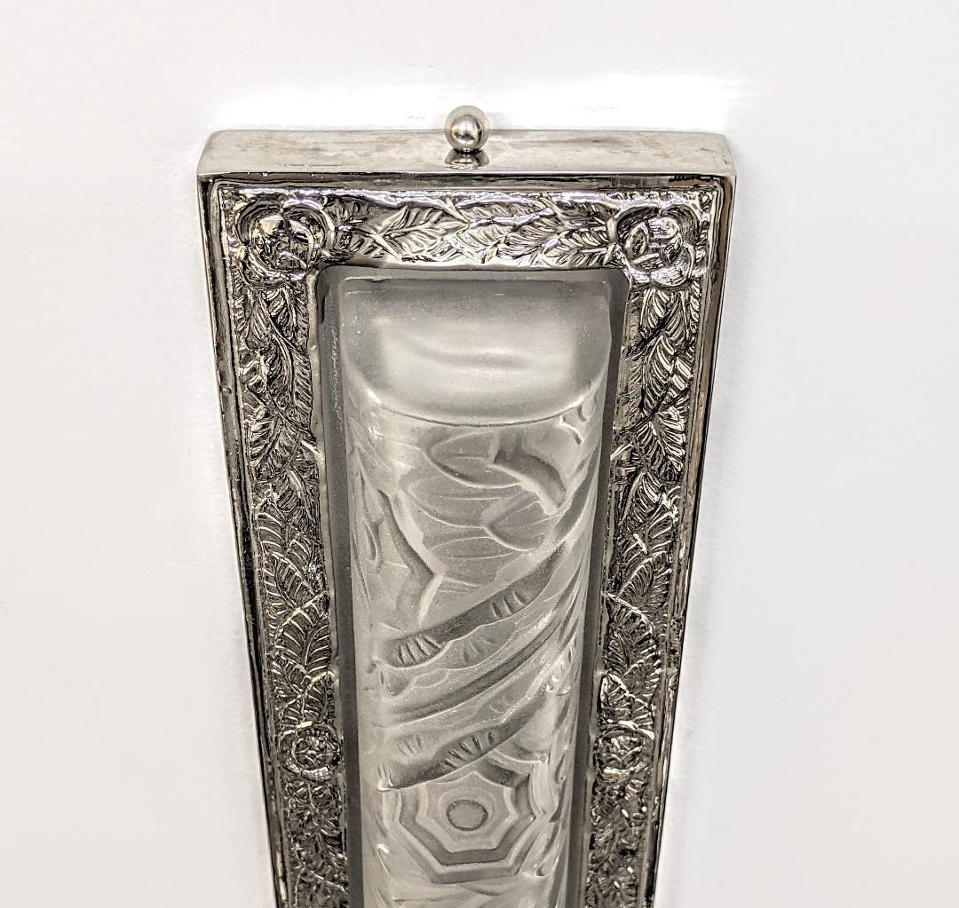 XX secolo Coppia di appliques francesi Art Déco di Schneider in vendita
