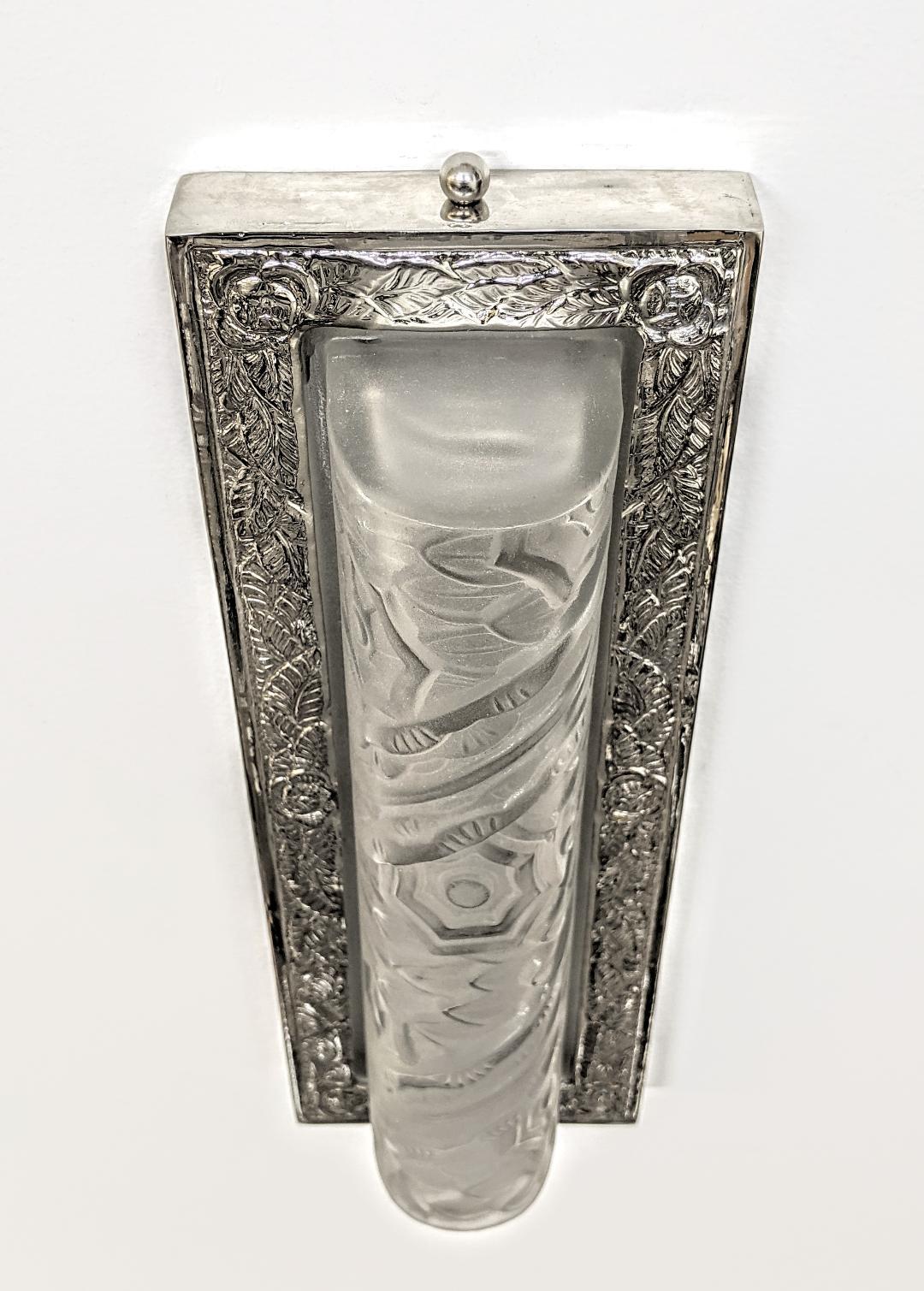 Bronzo Coppia di appliques francesi Art Déco di Schneider in vendita