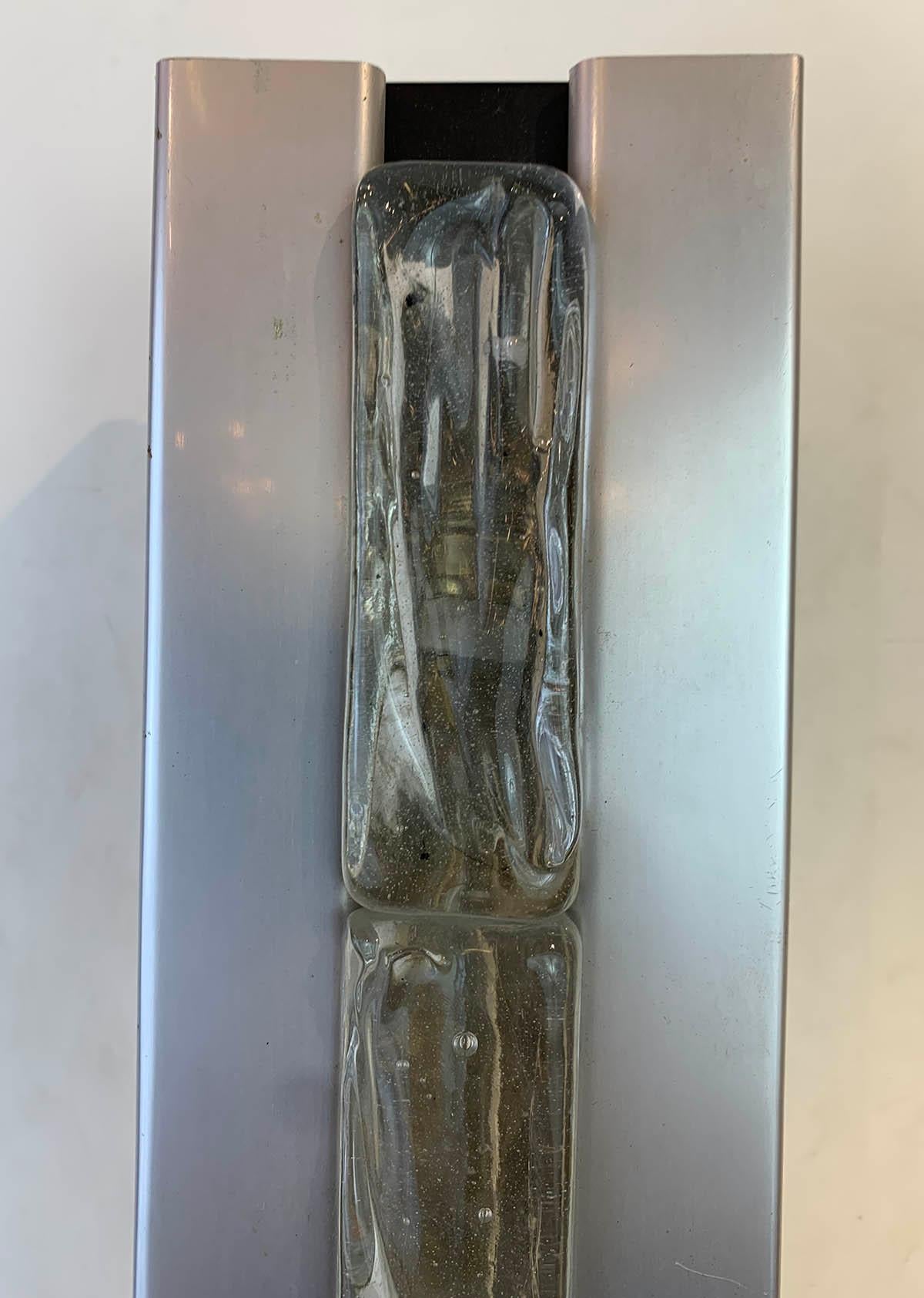 Pair of French Art Deco Sconces with 5 Saint Gobain Glass Bricks, circa 1970 For Sale 2