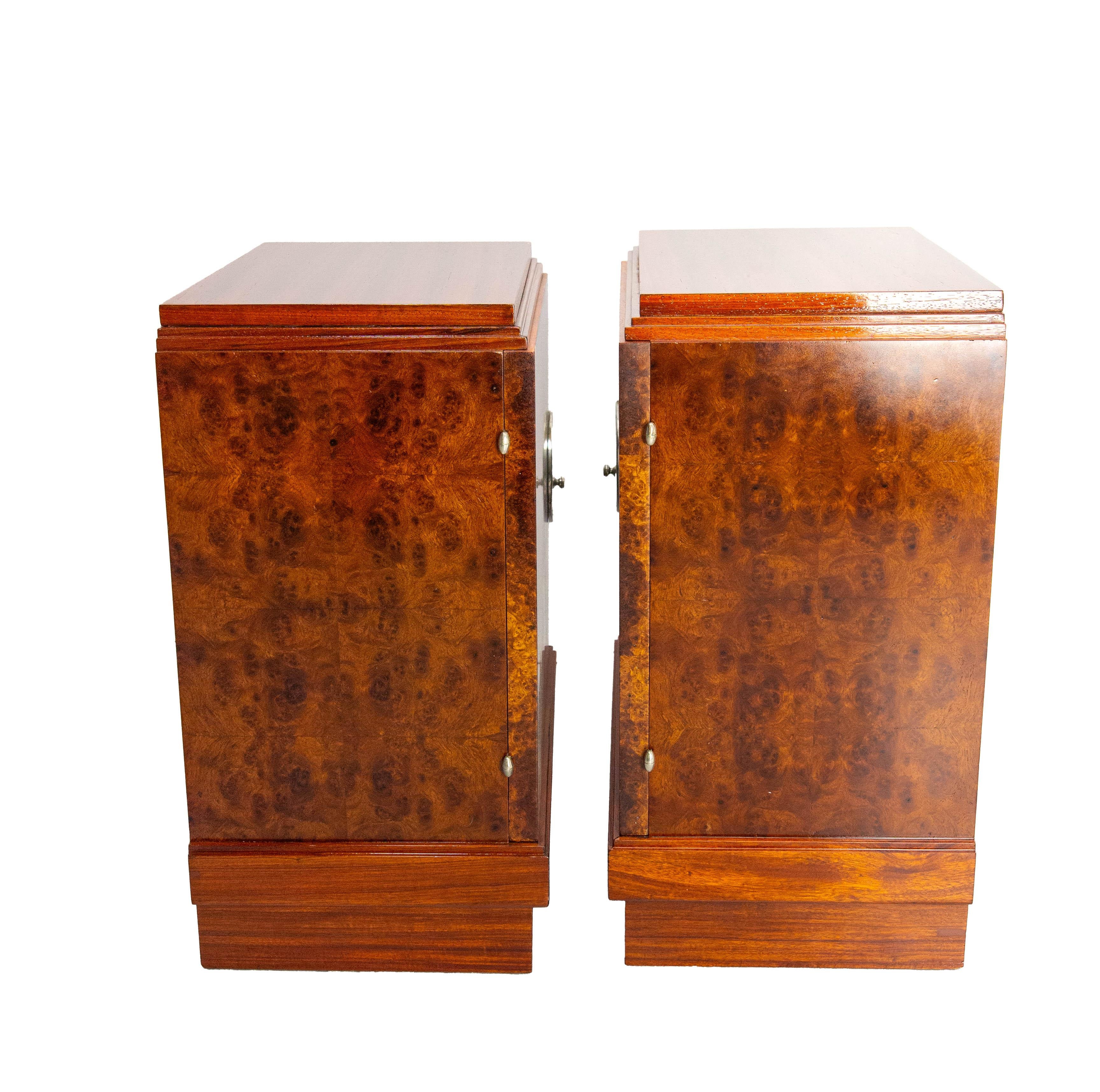 Early 20th Century Pair of French Art Deco Side Cabinets Cedar Burl Nightstands Bedside Tables