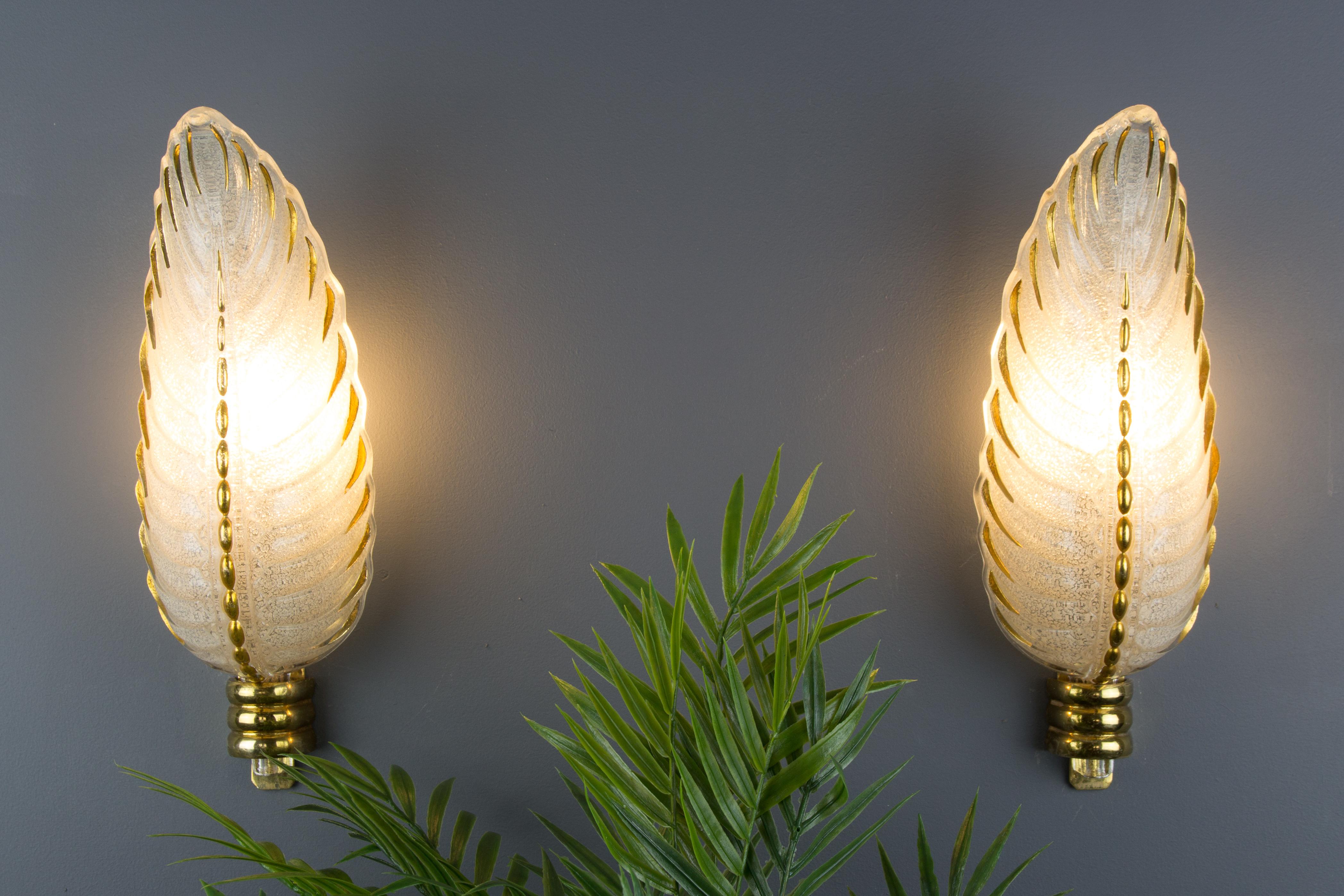 Pair of French Art Deco Signed Glass and Bronze Sconces by Ezan and Petitot In Good Condition In Barntrup, DE