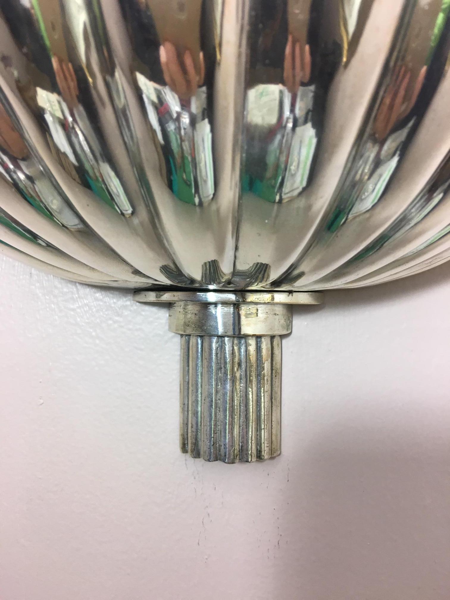 Pair of French Art Deco Silver Wall Sconces, Mid-20th Century im Zustand „Gut“ in Savannah, GA