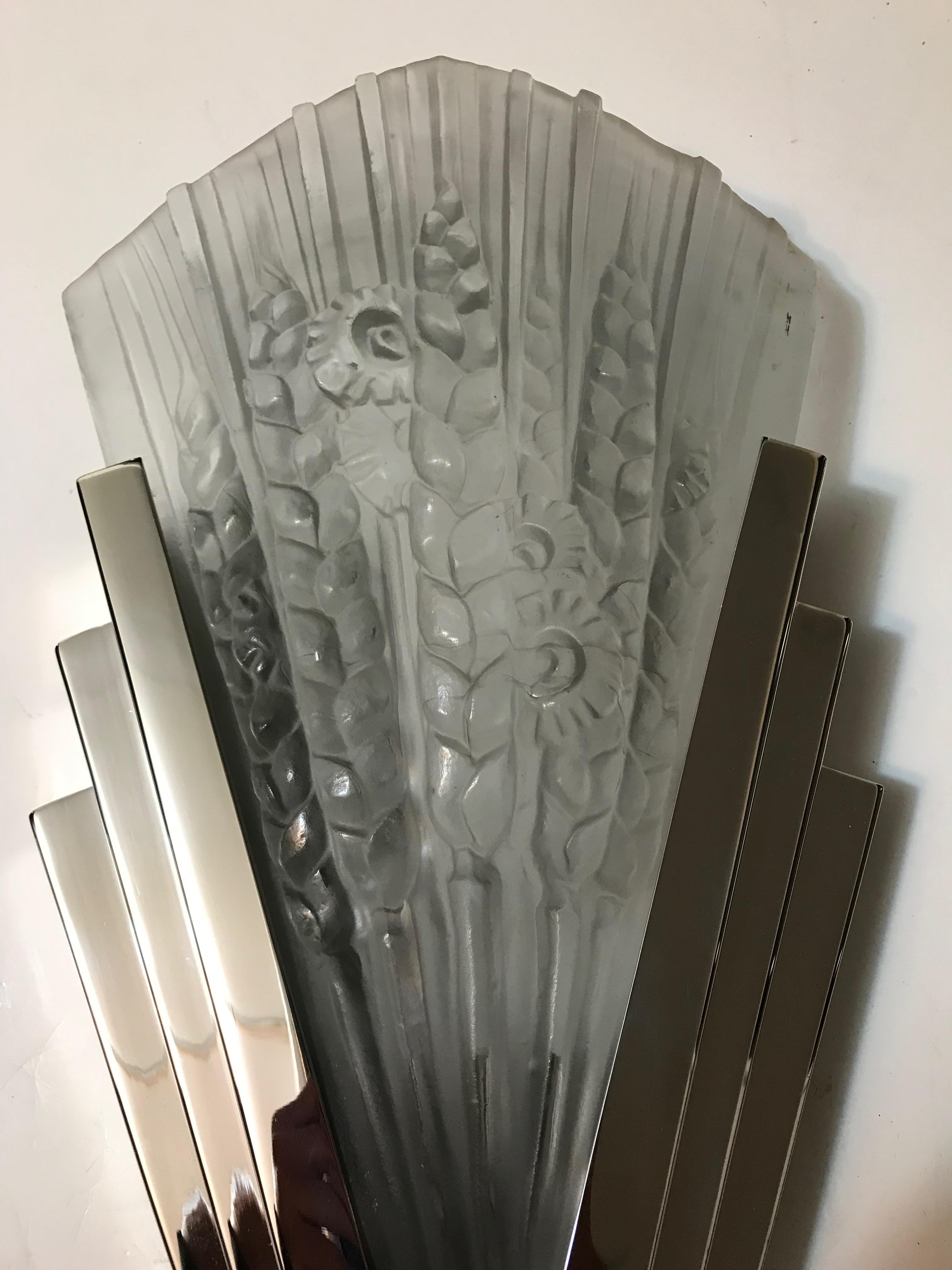 Pair of French Art Deco Skyscraper Floral Sconces For Sale 6