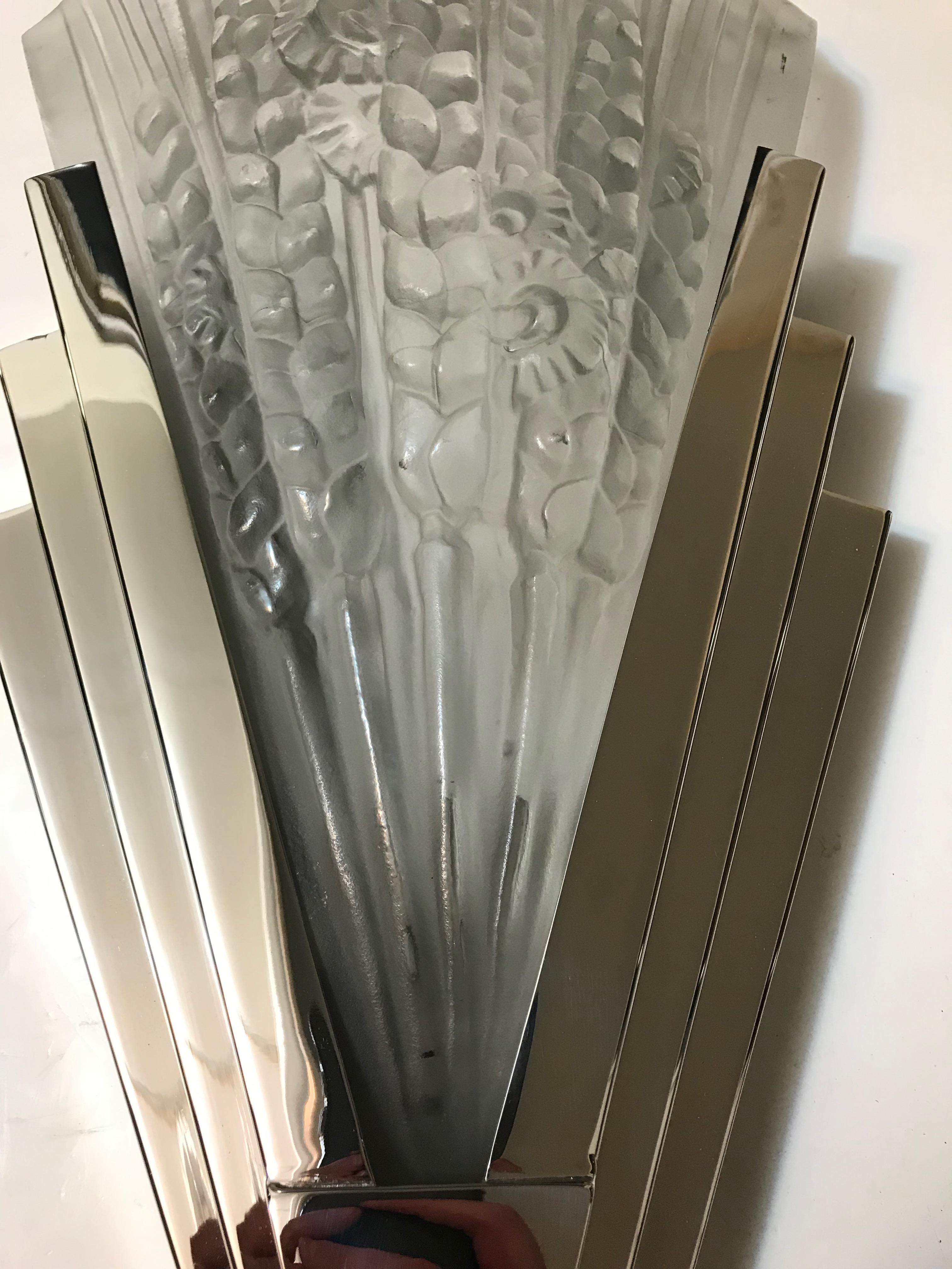 Pair of French Art Deco Skyscraper Floral Sconces For Sale 7