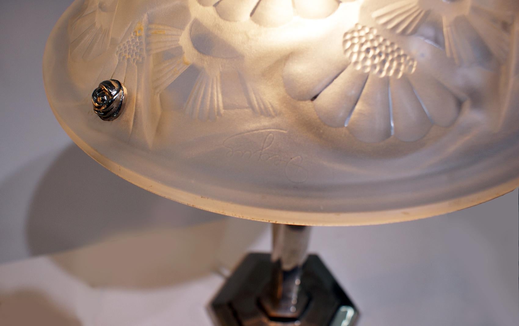 Pair of French Art Deco Table Lamp Signed “Degué” In Good Condition For Sale In Beirut, LB