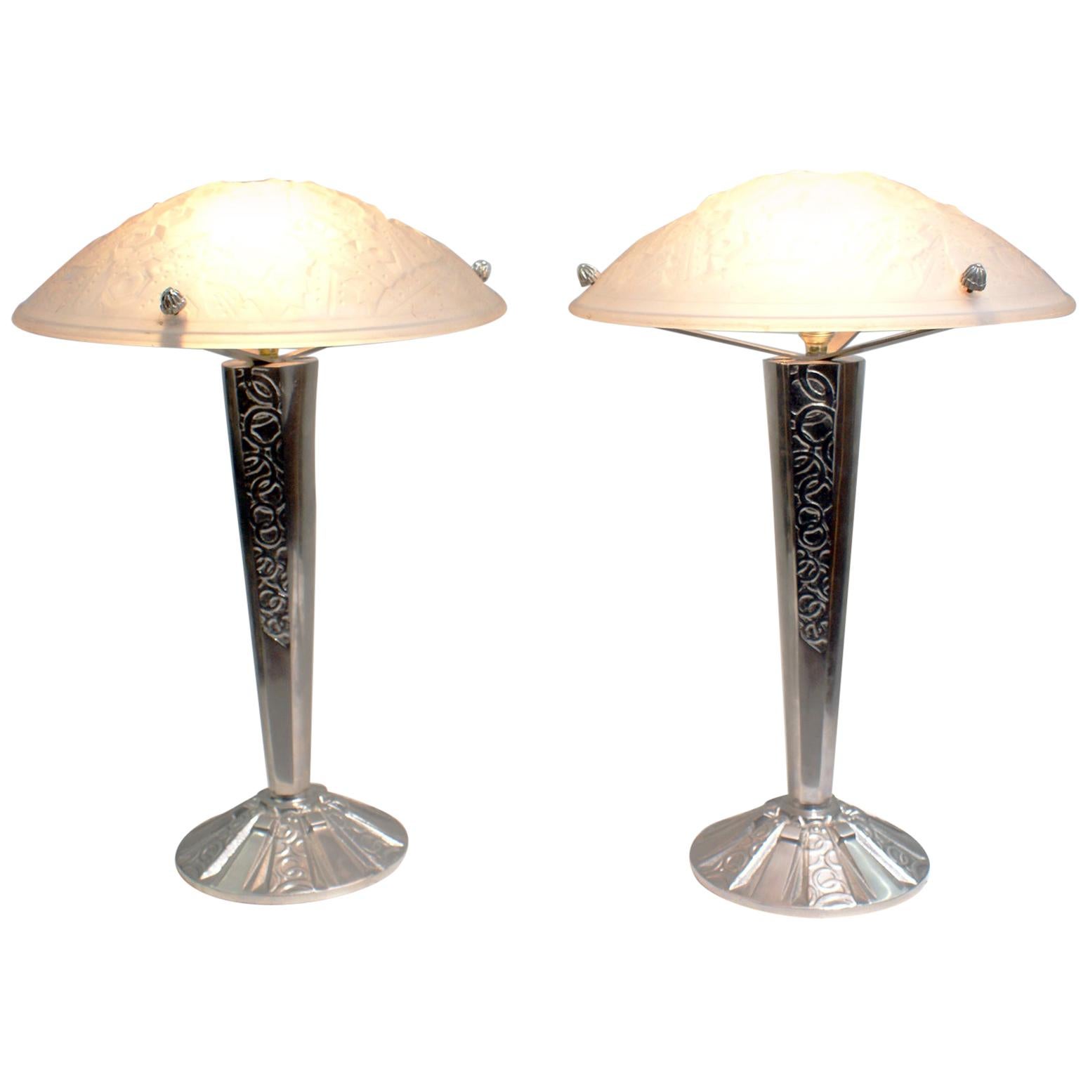 Pair of French Art Deco Table Lamp Signed “Muller Frères Luneville” For Sale
