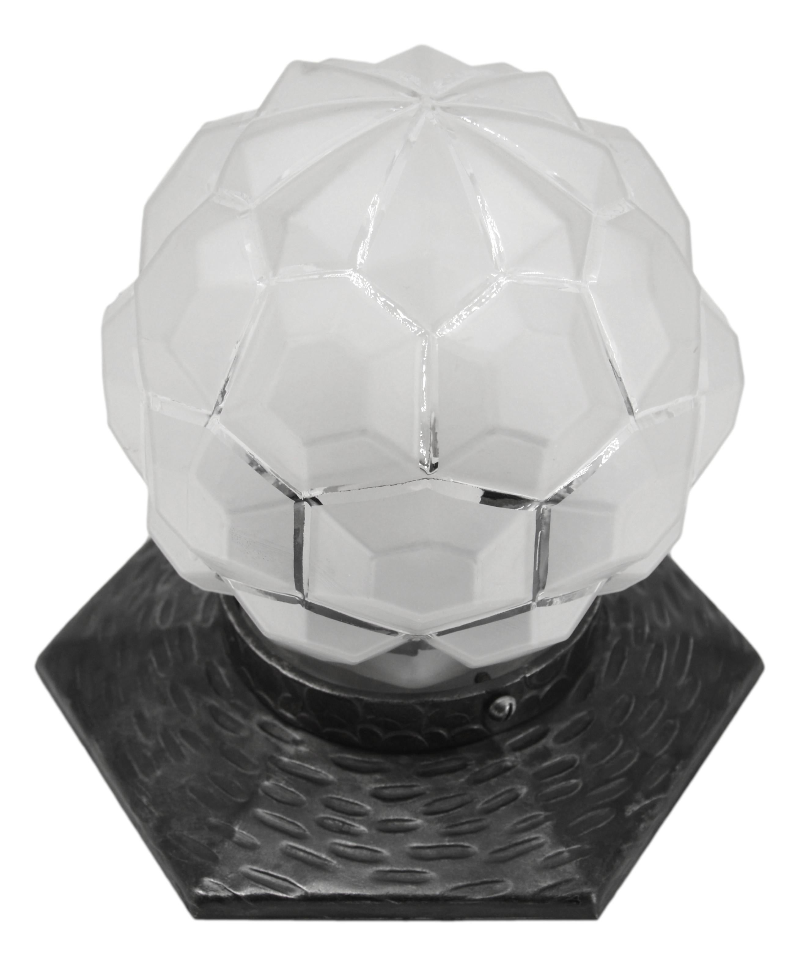 Paar französische Art Deco Tischlampen 1920 (Glas) im Angebot