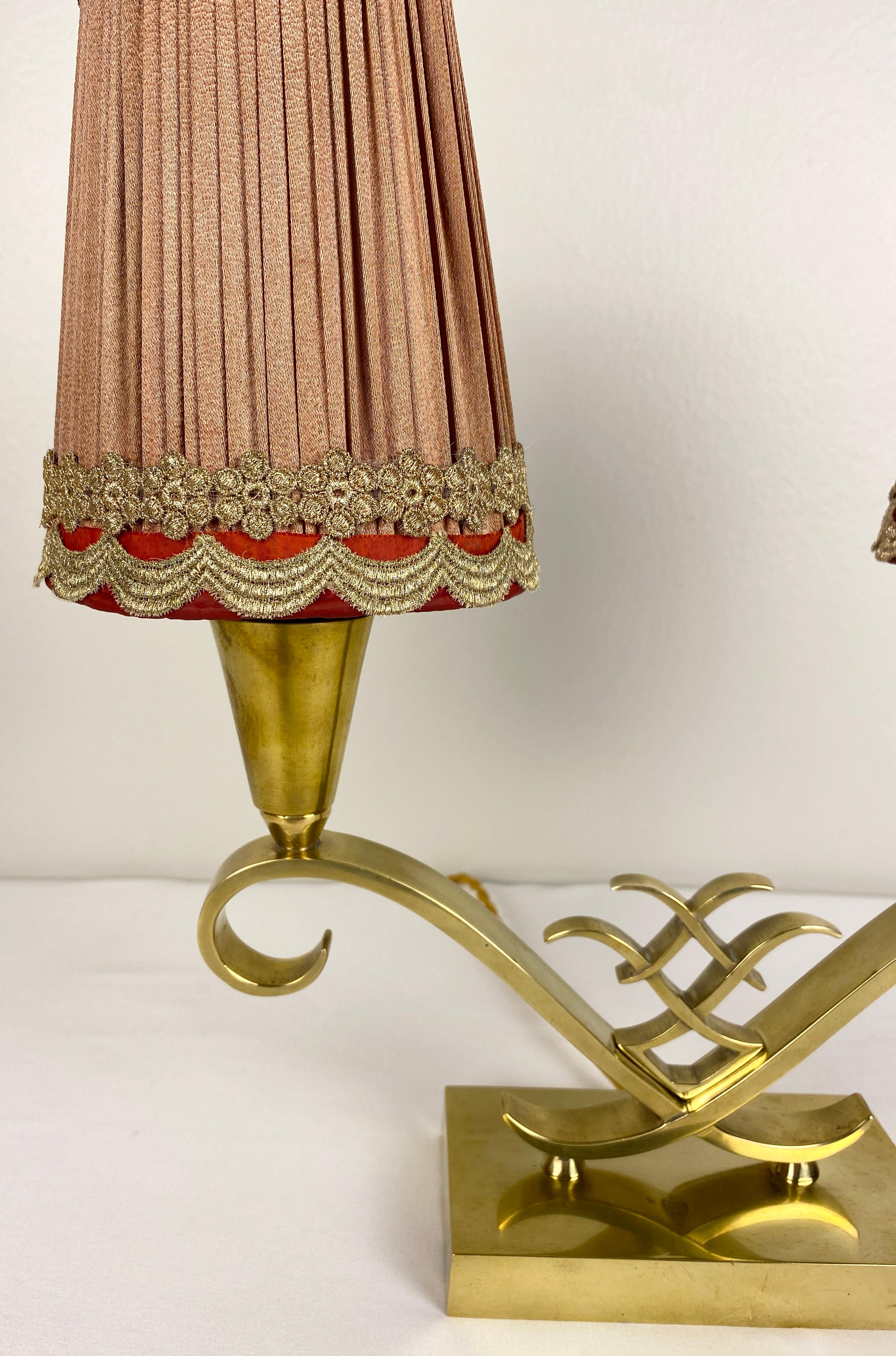 Paar französische Art-Déco-Tischlampen, Jules Leleu zugeschrieben  im Angebot 1