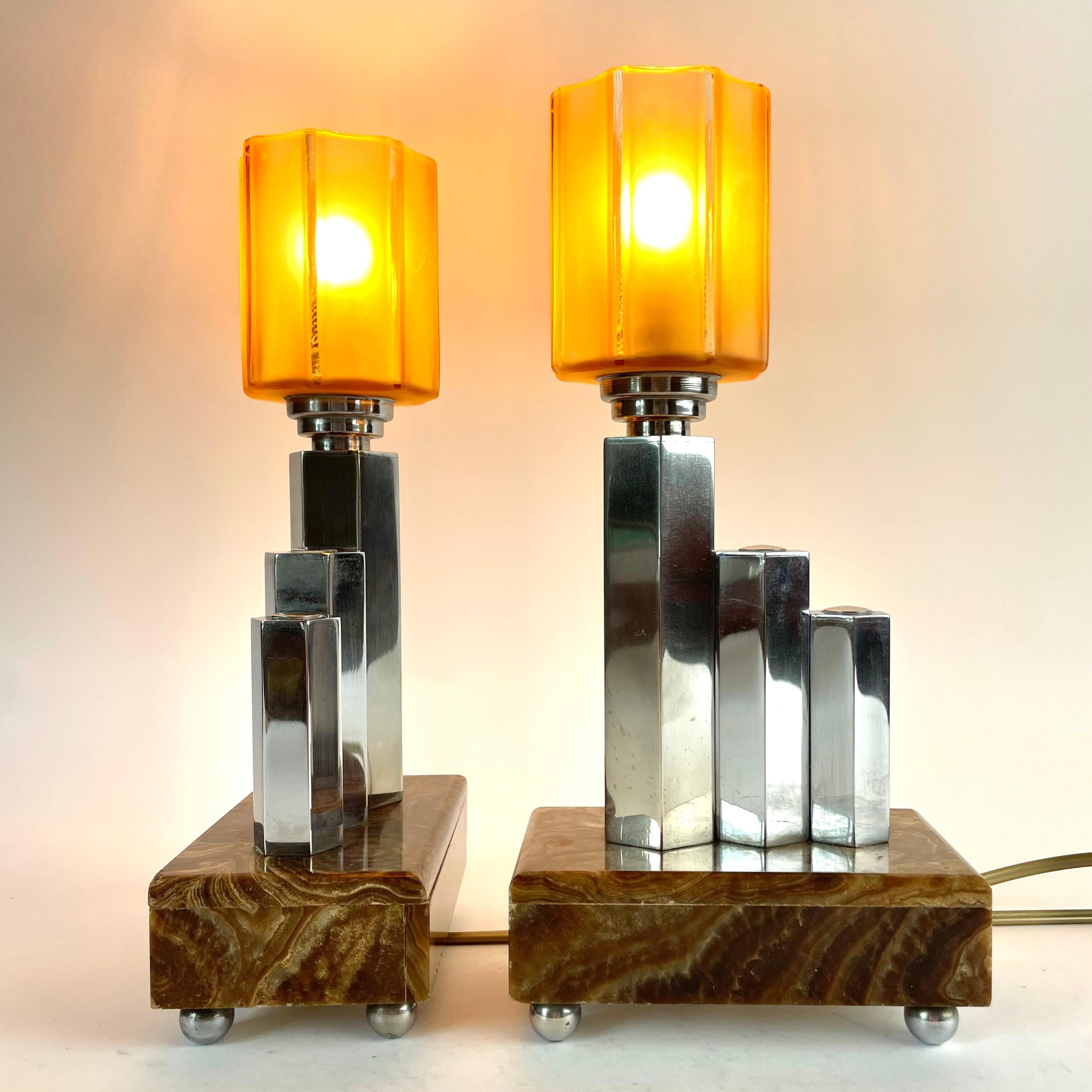 Pair of French Art Deco Table Lamps in Onyx, Chrome & Frosted Glass, 1930s For Sale 9