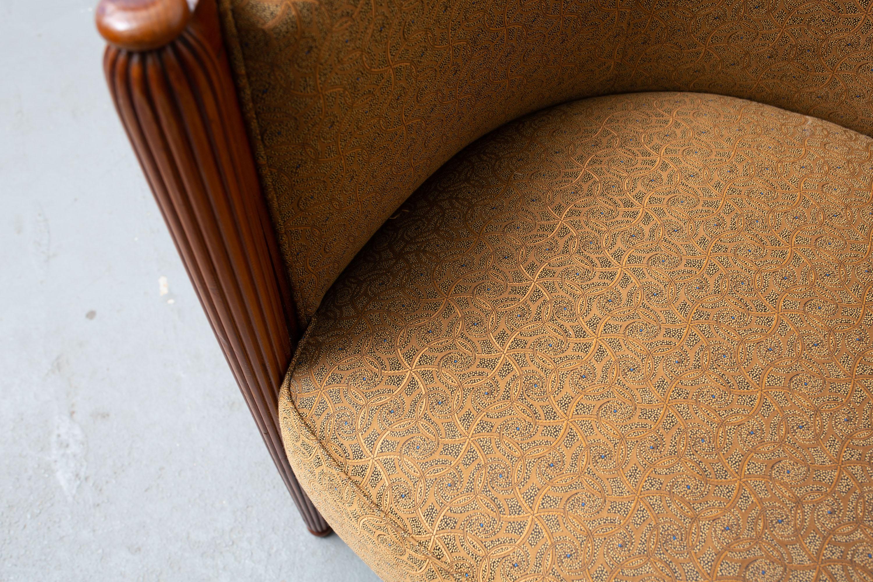 pair of tub chairs