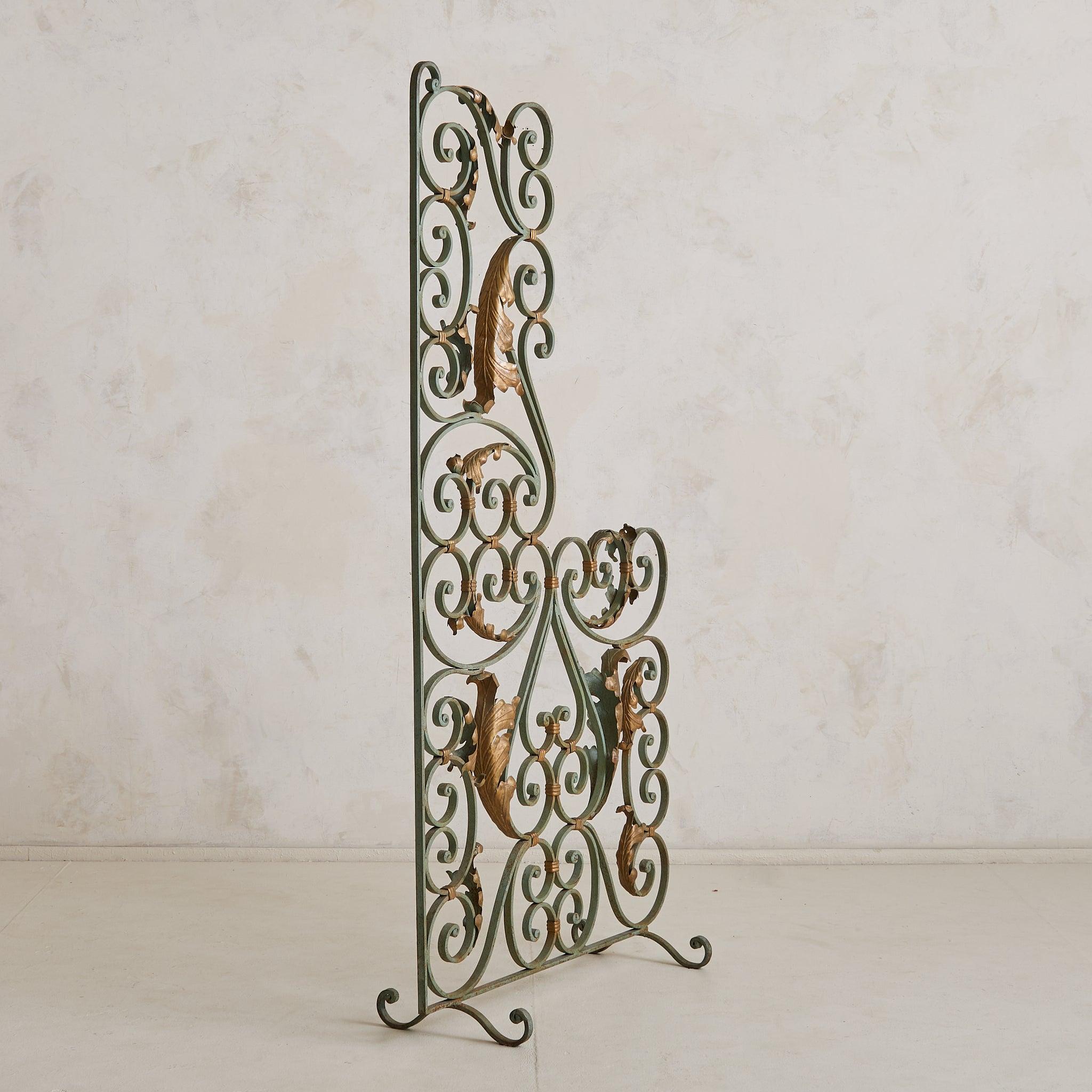 Pair of French Art Deco Verdigris Wrought Iron Screens or Room Dividers, 1940s In Good Condition For Sale In Chicago, IL