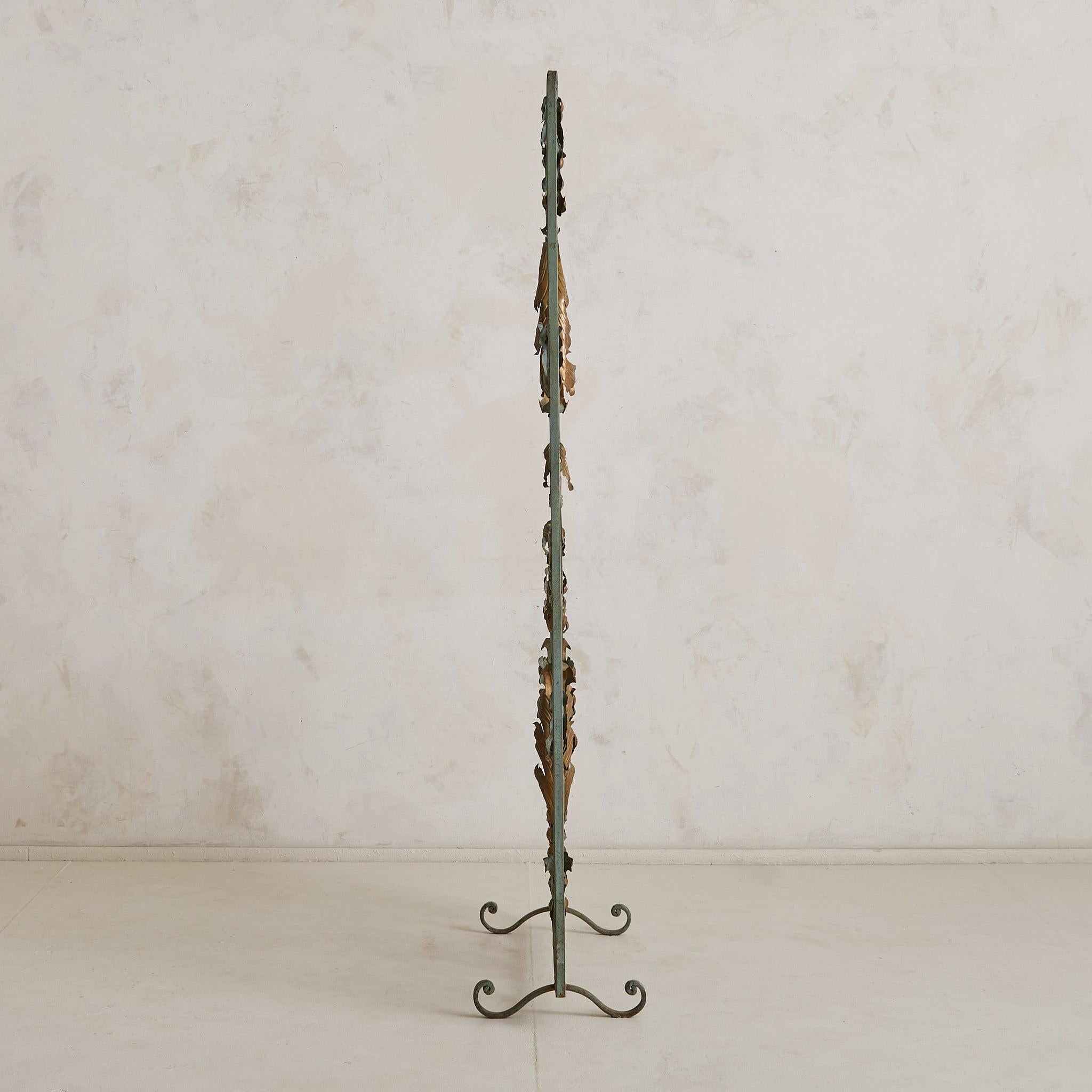 Mid-20th Century Pair of French Art Deco Verdigris Wrought Iron Screens or Room Dividers, 1940s For Sale