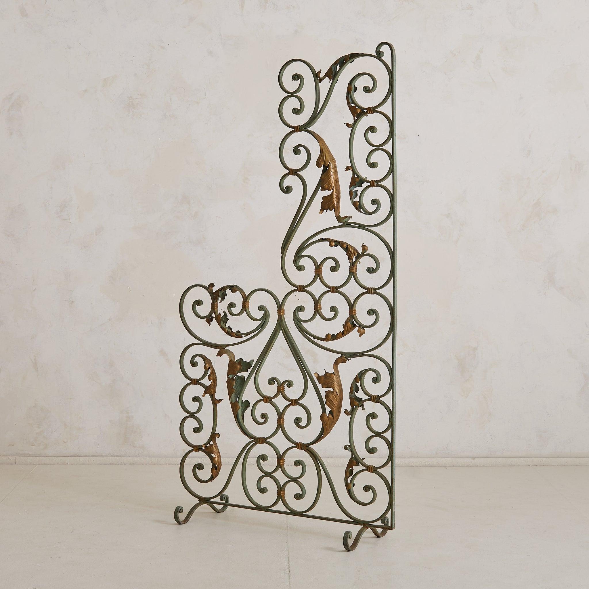 Pair of French Art Deco Verdigris Wrought Iron Screens or Room Dividers, 1940s For Sale 1