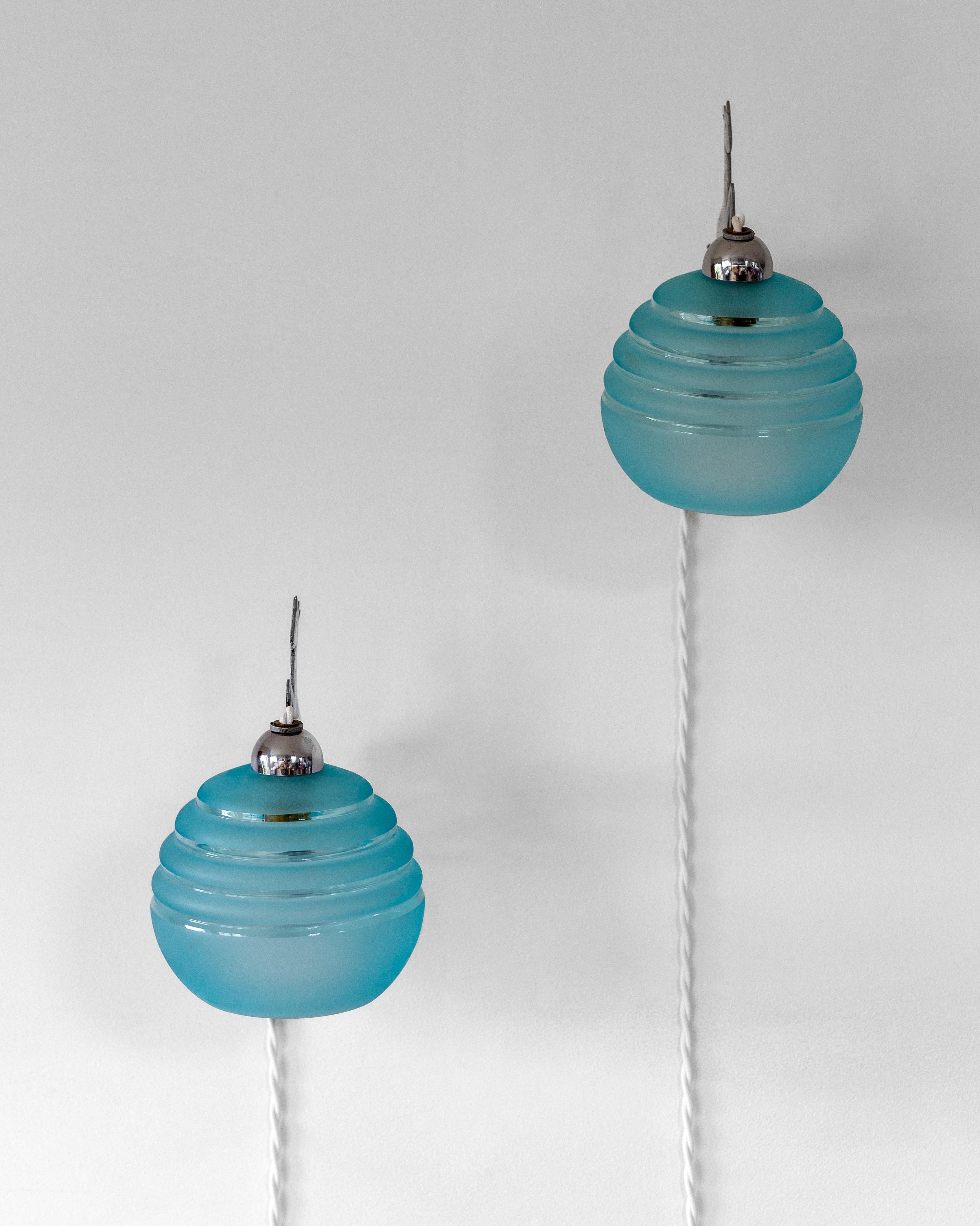 Pair of French Art Deco Wall Lamps / Sconce, Metal and Blue Glass, 1930s For Sale 1