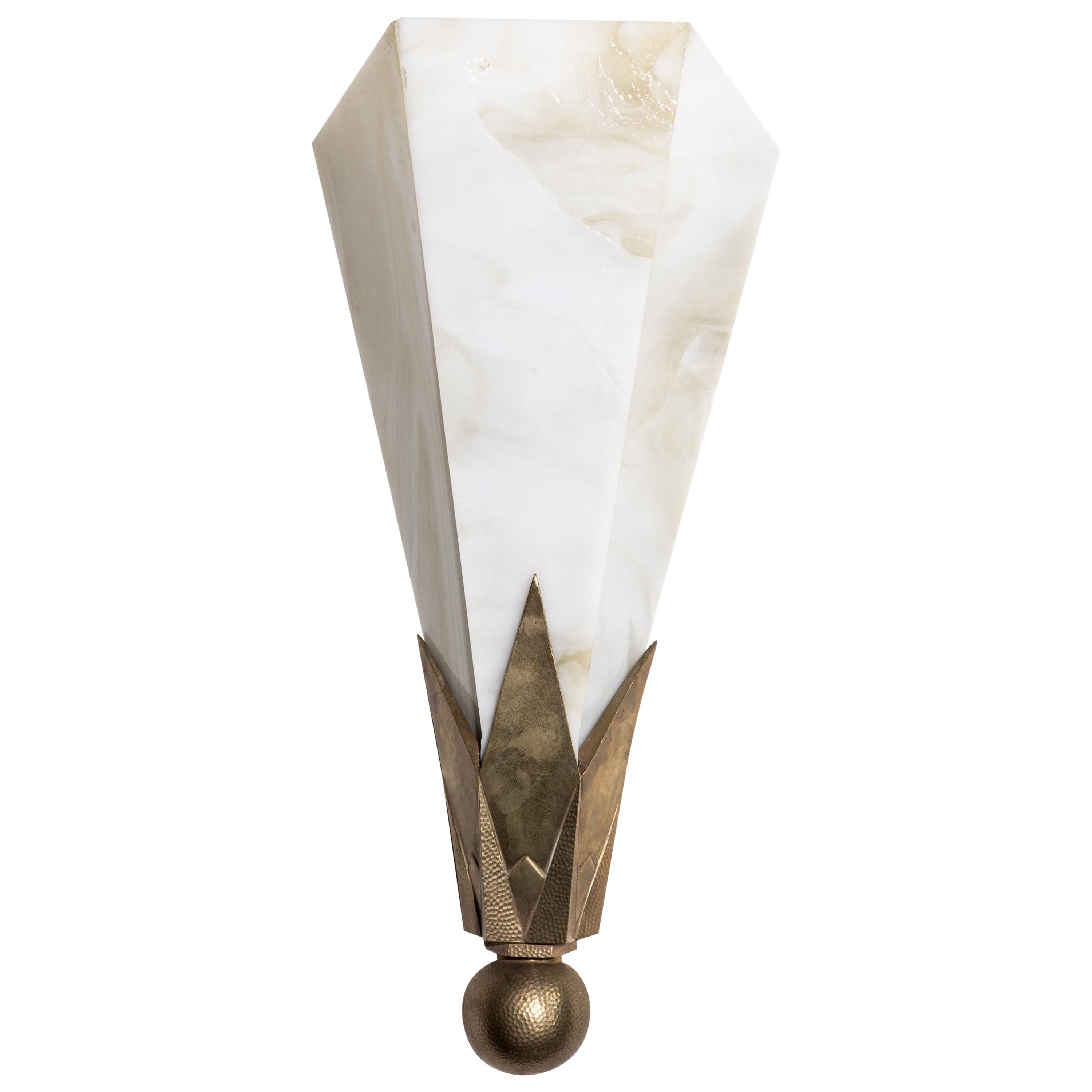 Pair of French Art Deco Wall Lights with Brass and Alabaster Glass, 1925