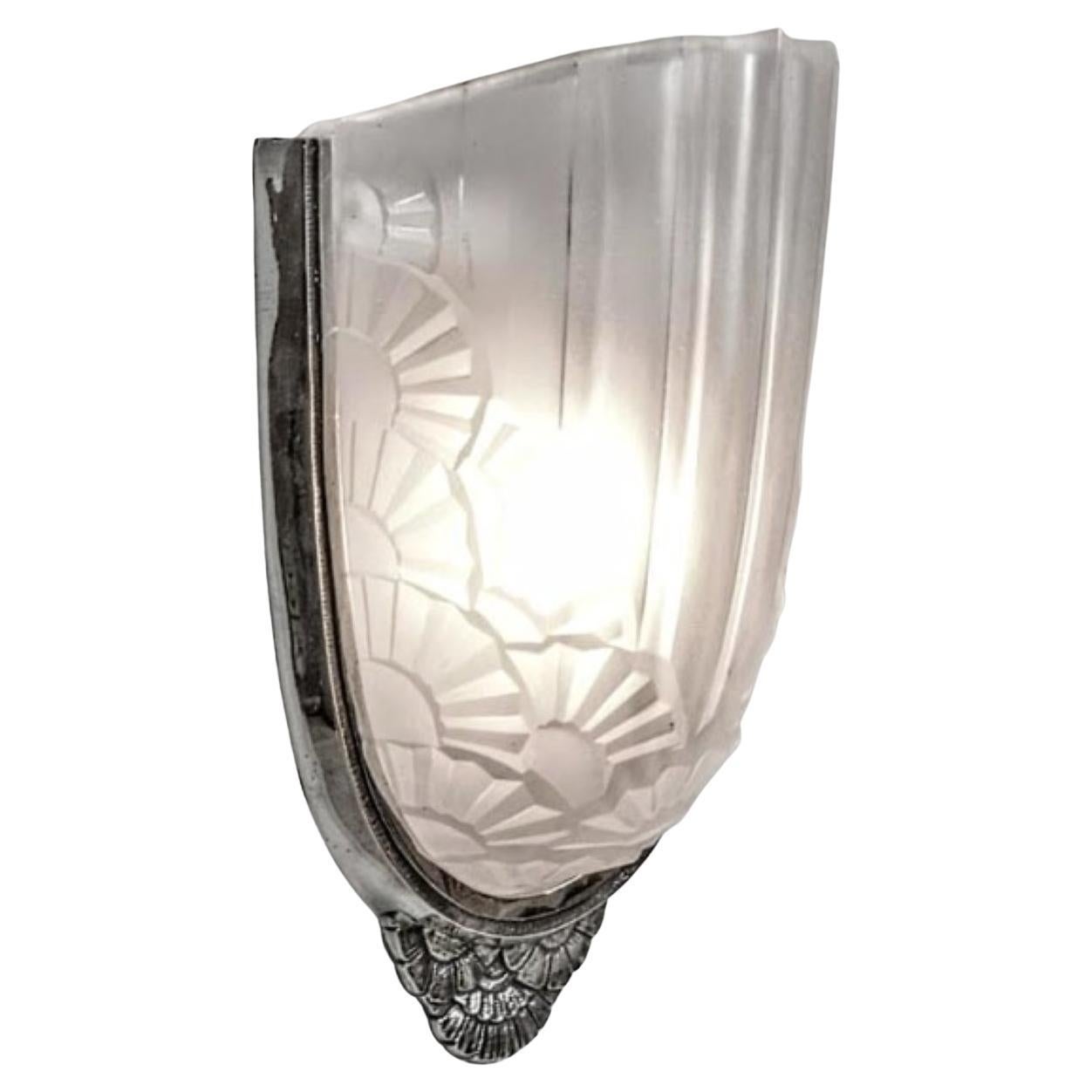 Coppia di appliques francesi Art&Deco dell'artista francese 