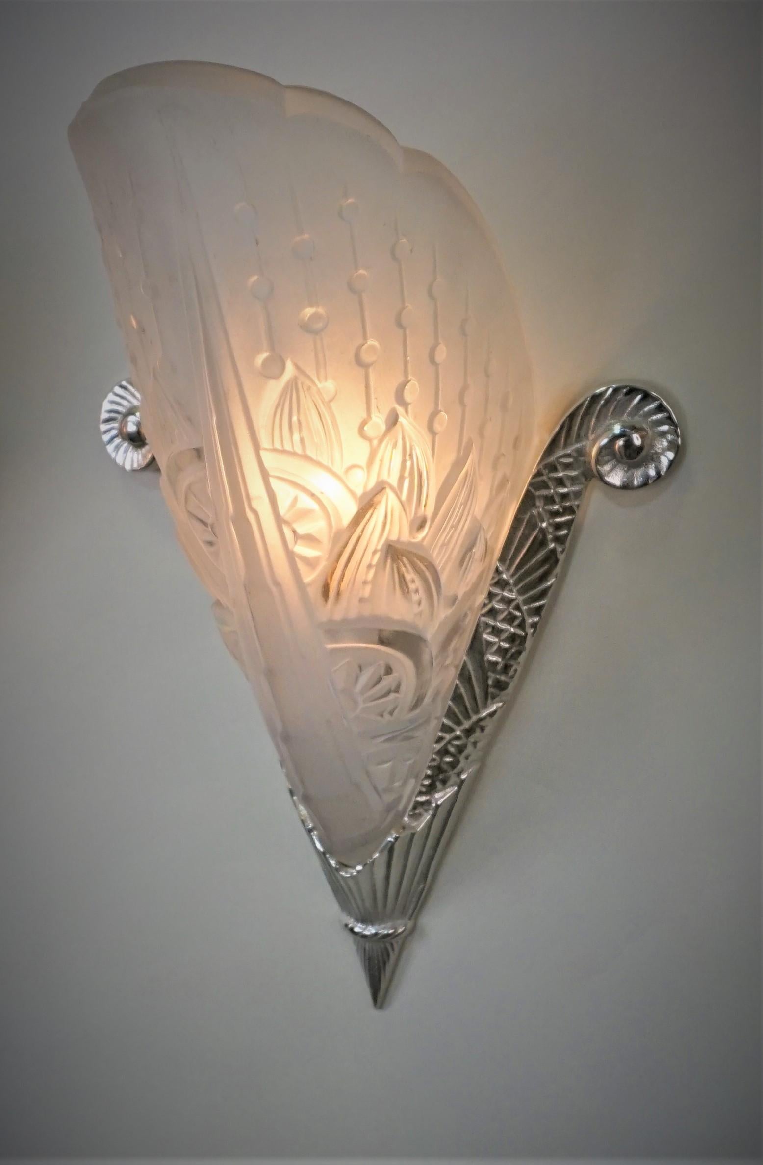 Pair of French Art Deco Wall Sconces by Lorraine Nancy 3