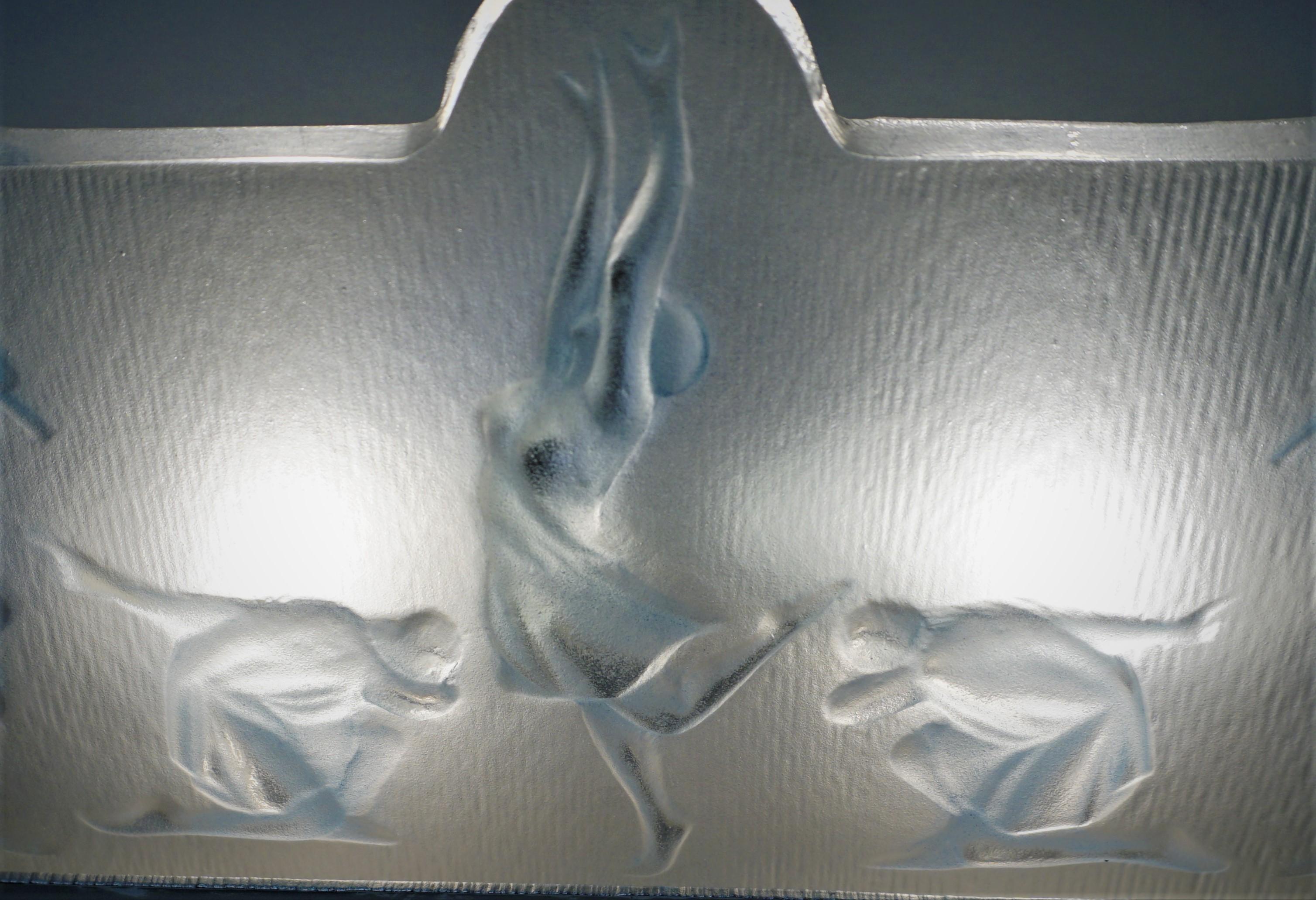 Mid-20th Century Pair of French Art Deco Wall Sconces Dancers by Verreries De Costebelle