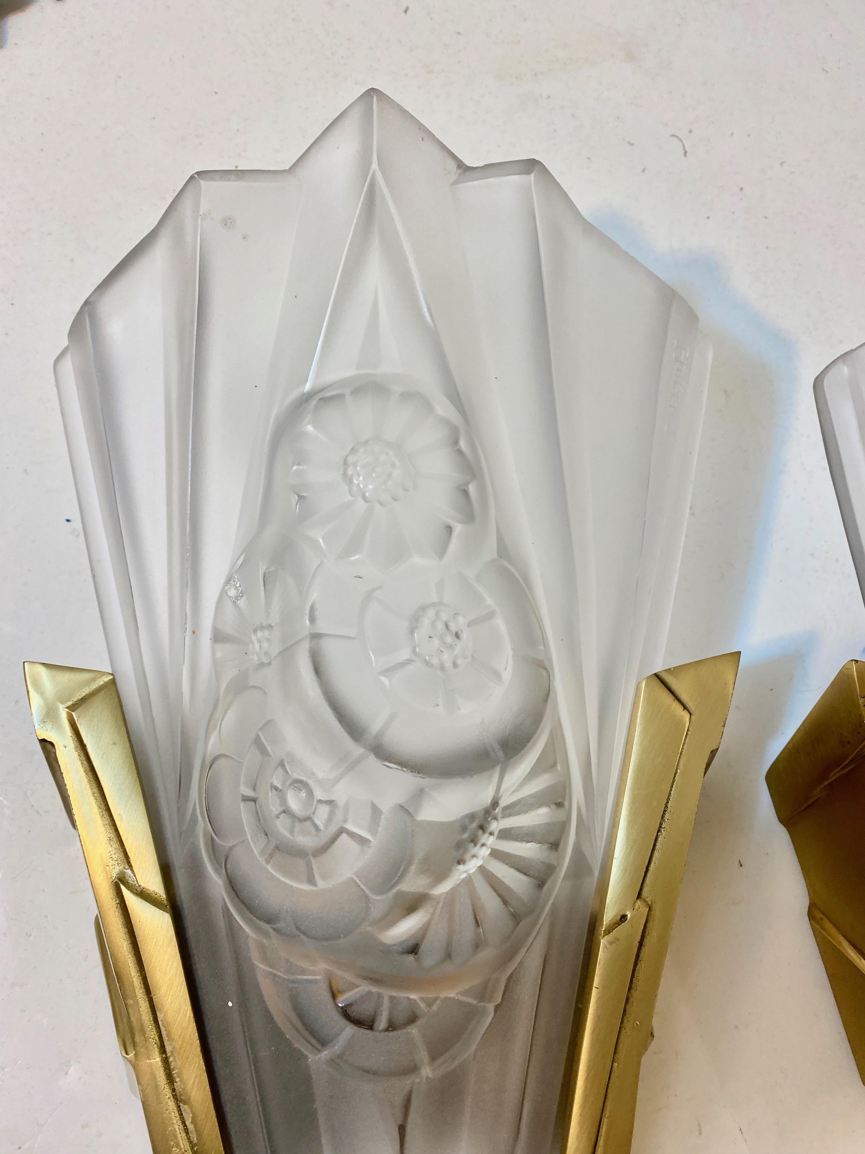 Early 20th Century Pair of French Art Deco Wall Sconces Signed by Degue For Sale