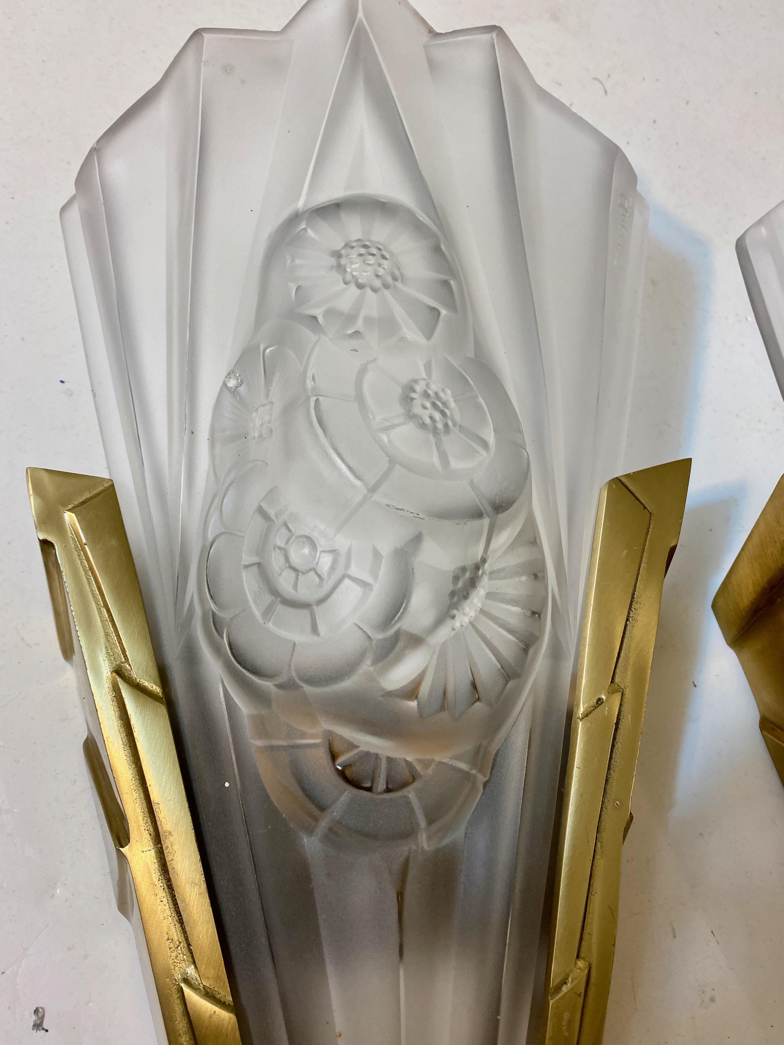 Glass Pair of French Art Deco Wall Sconces Signed by Degue For Sale