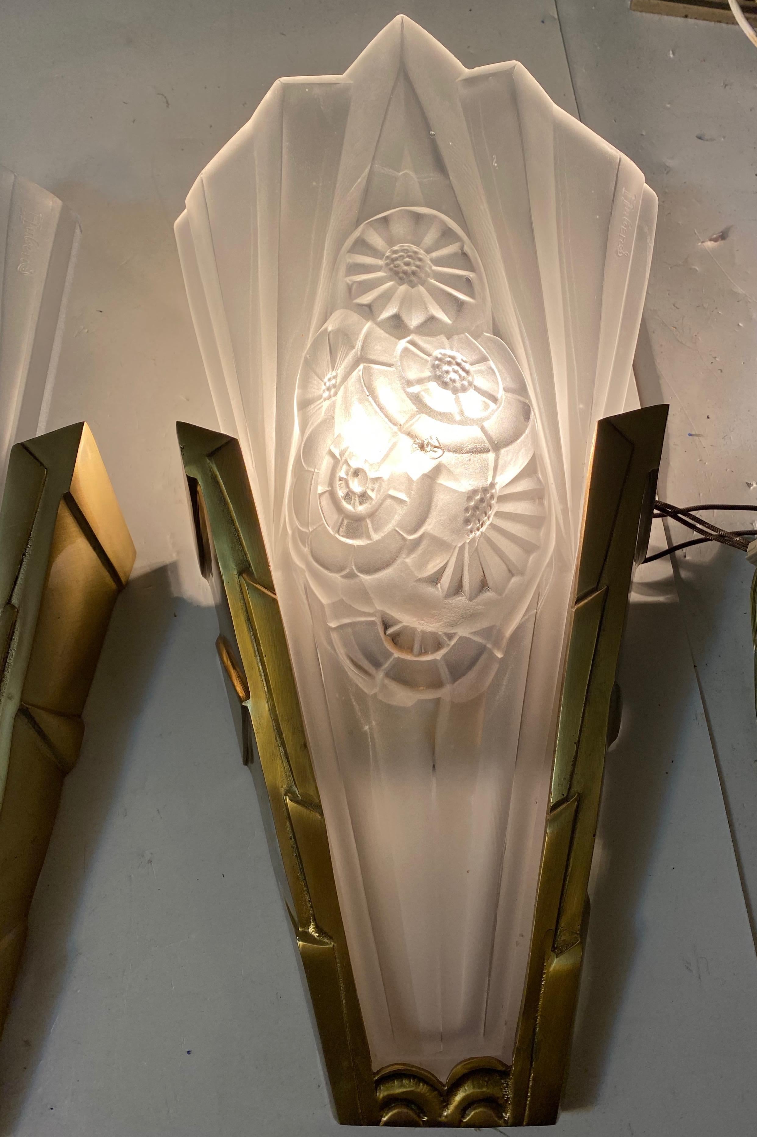 Pair of French Art Deco Wall Sconces Signed by Degue For Sale 4