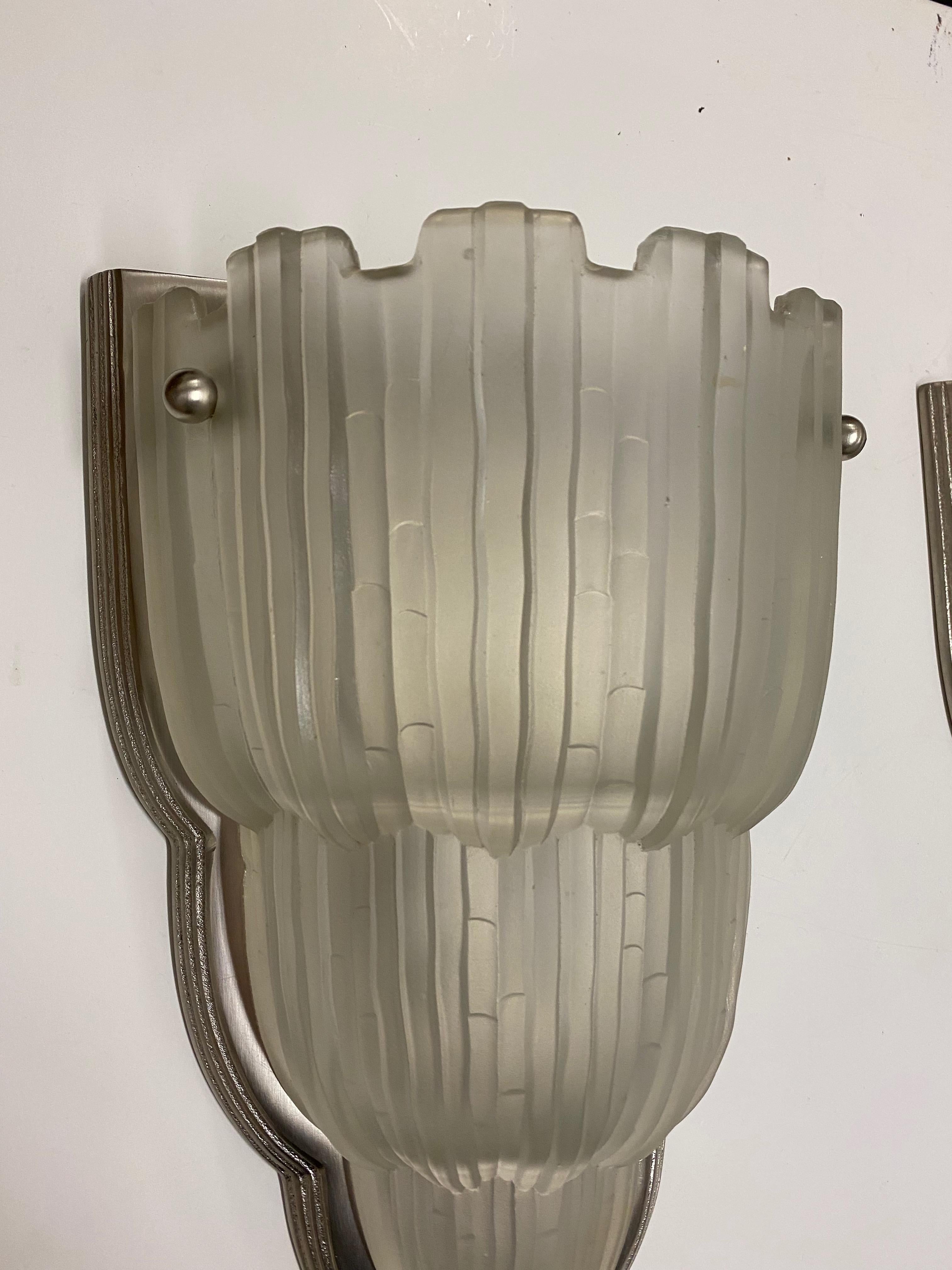 Pair of French Art Deco Wall Sconces Signed by Sabino In Good Condition For Sale In North Bergen, NJ