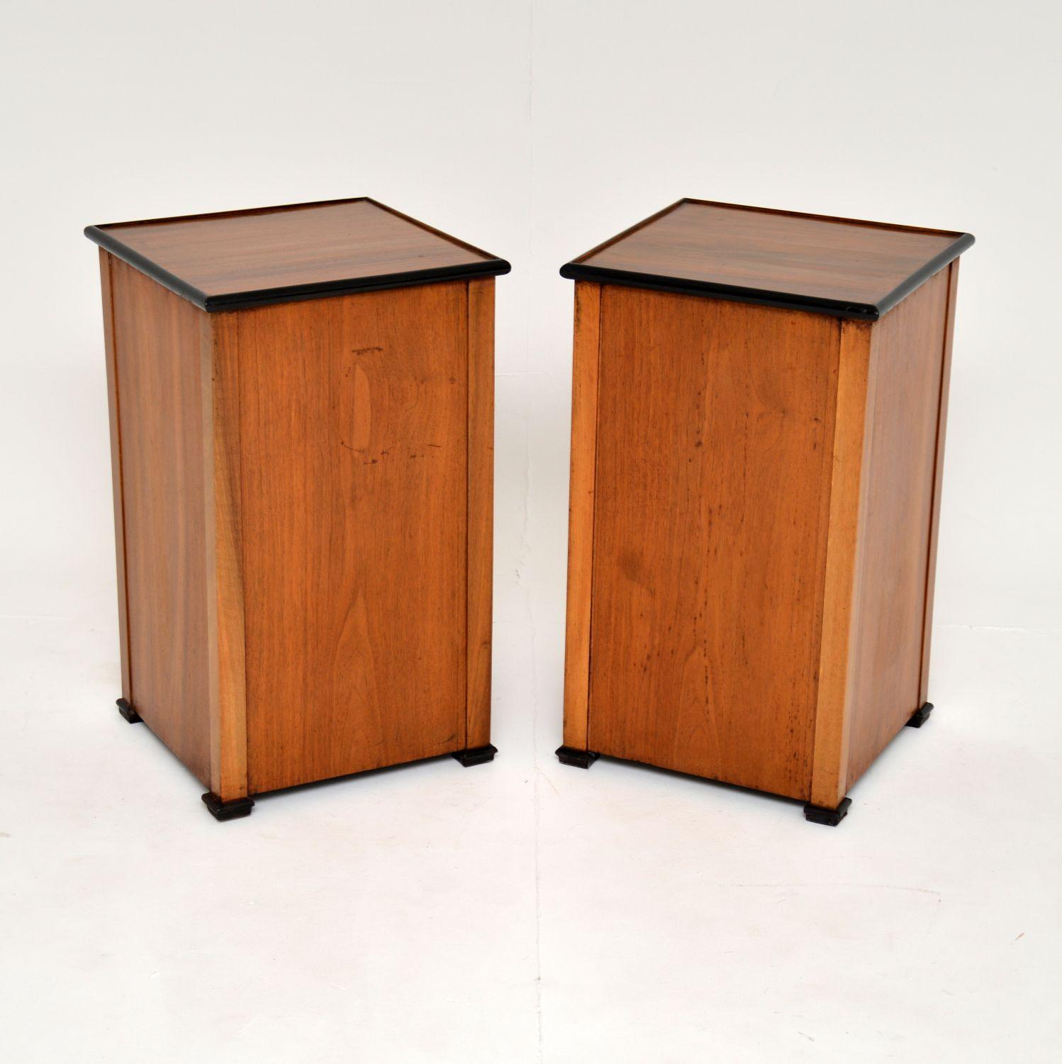 Pair of French Art Deco Walnut Bedside Cabinets 6