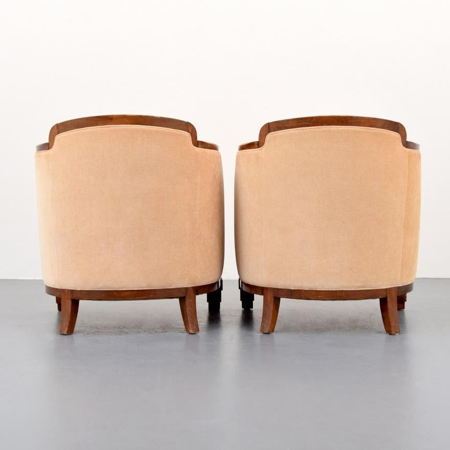 Mid-20th Century Pair of French Art Deco Walnut Tub Chairs