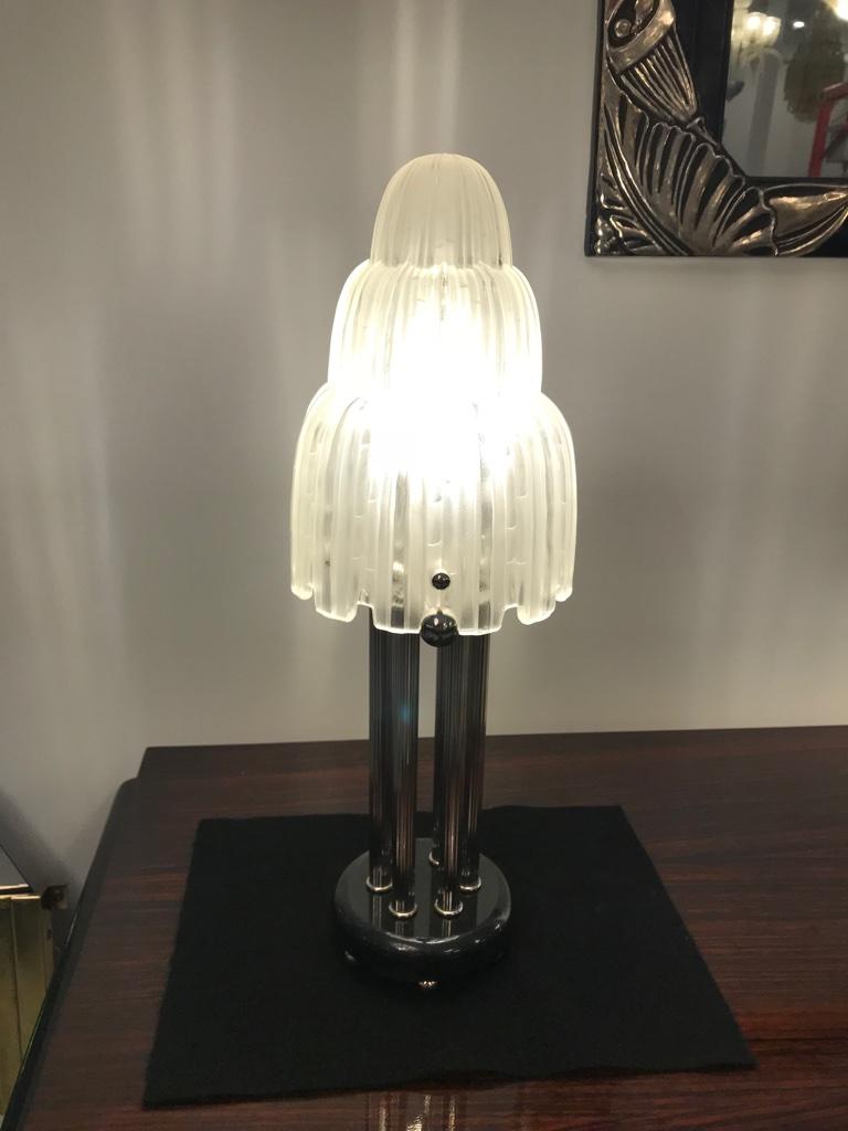 Paire de lampes de bureau Art Déco françaises « cascade » signées par Sabino en vente 8