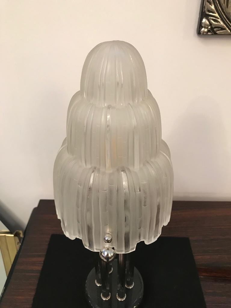 Paire de lampes de bureau Art Déco françaises « cascade » signées par Sabino en vente 1