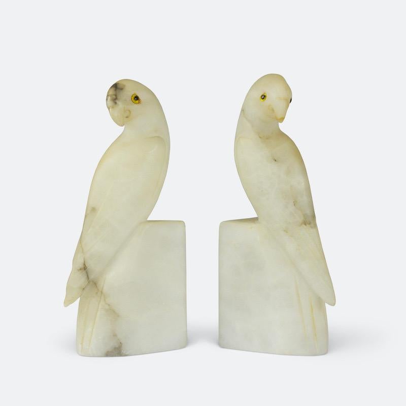 Pair of French Art Deco White Alabaster Parakeets In Good Condition In London, GB