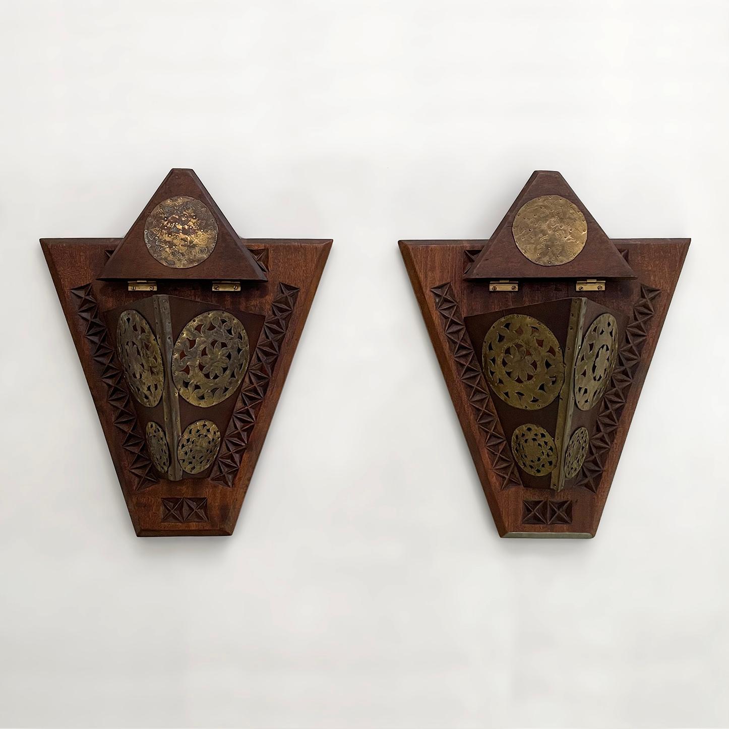 Pair of French Art Deco Wood Sconces with Brass Detail In Good Condition For Sale In Los Angeles, CA
