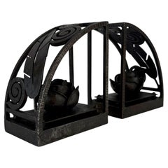Pair of French Art Deco Wrought Iron Bookends with Floral Motif, 1920s