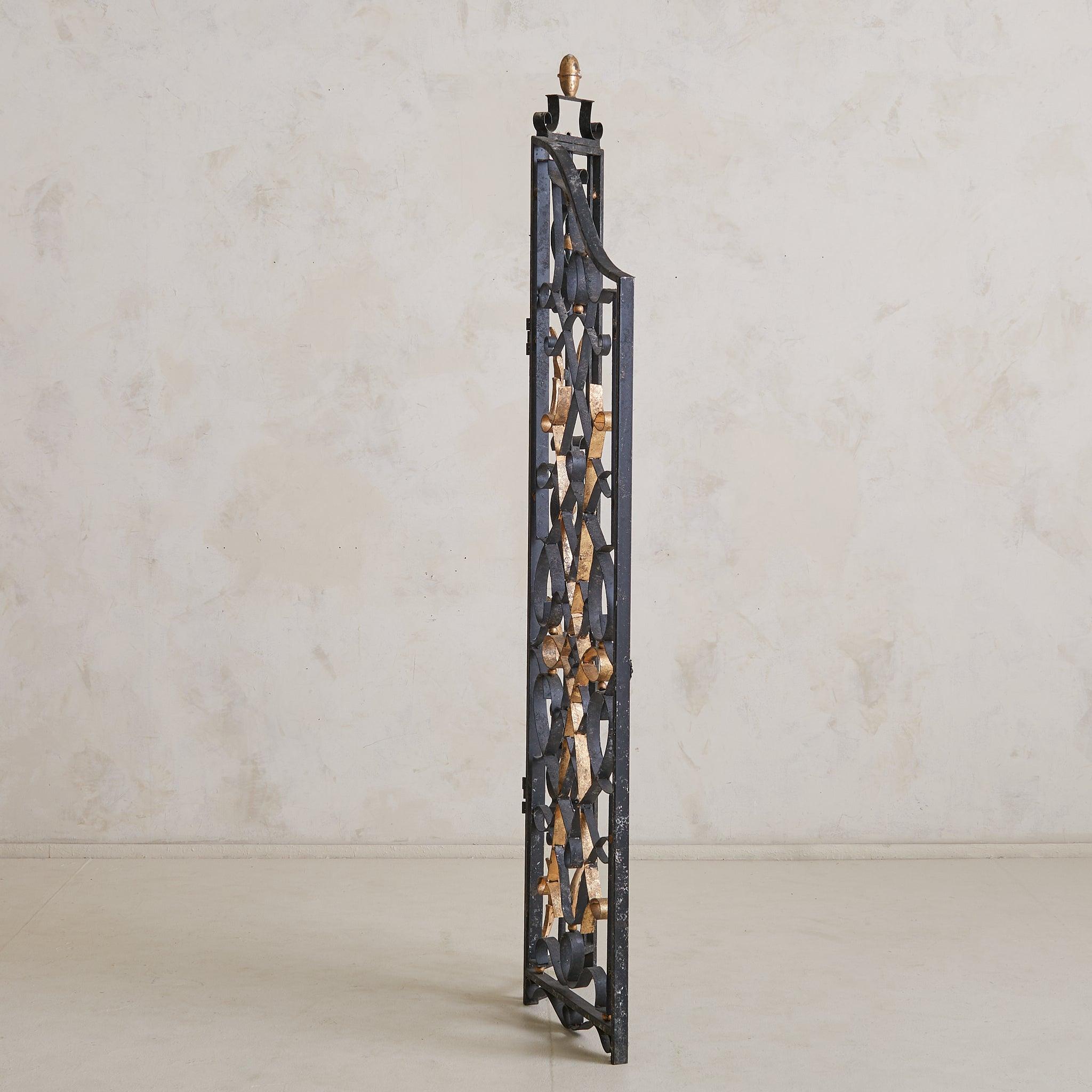 Pair of French Art Deco Wrought Iron Screens or Room Dividers For Sale 1