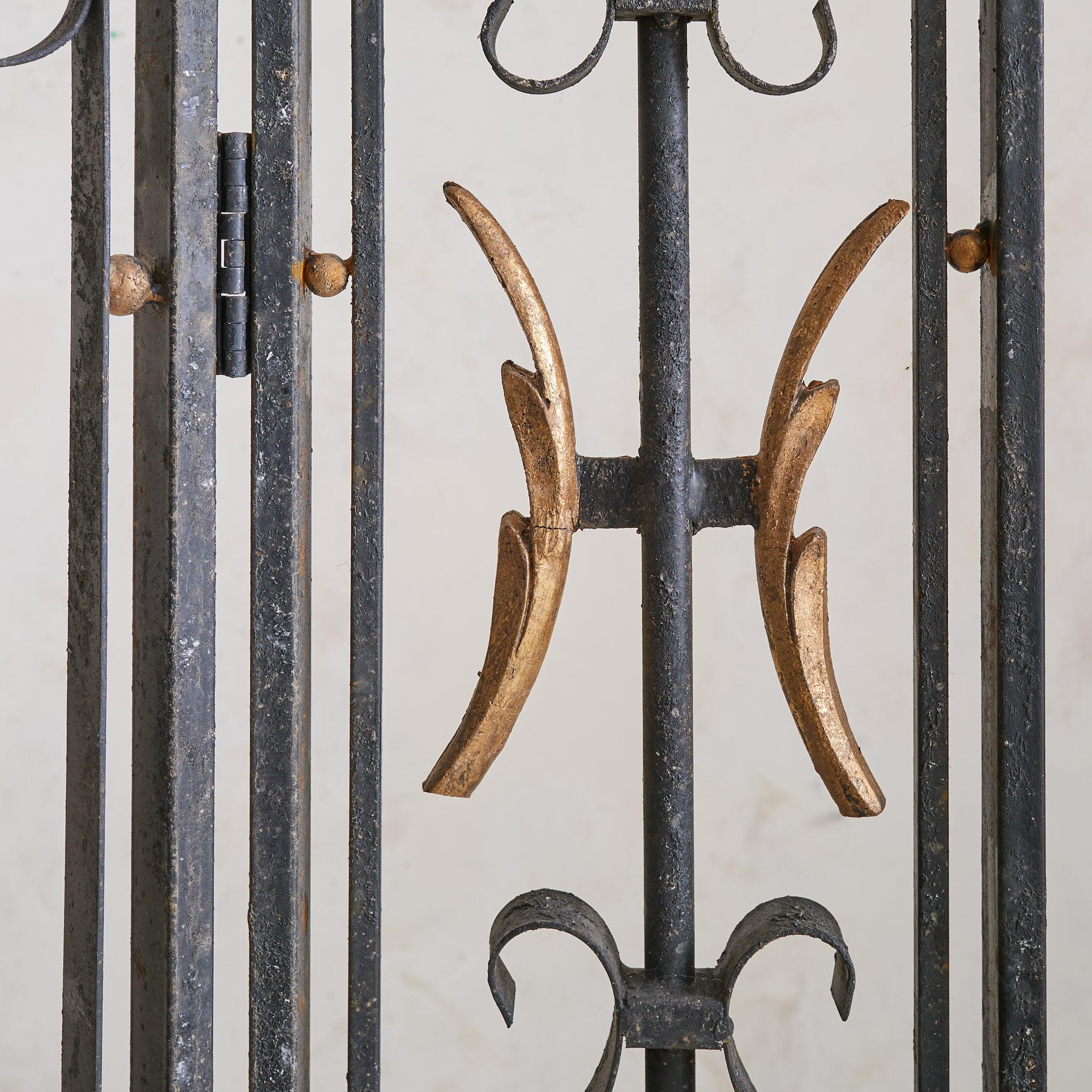 Pair of French Art Deco Wrought Iron Screens or Room Dividers For Sale 4