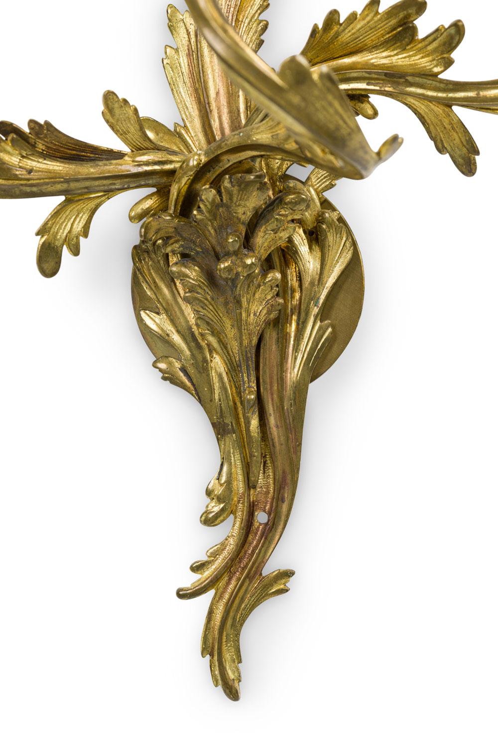 XIXe siècle Paire d'appliques murales Art Nouveau en laiton à 3 bras en vente