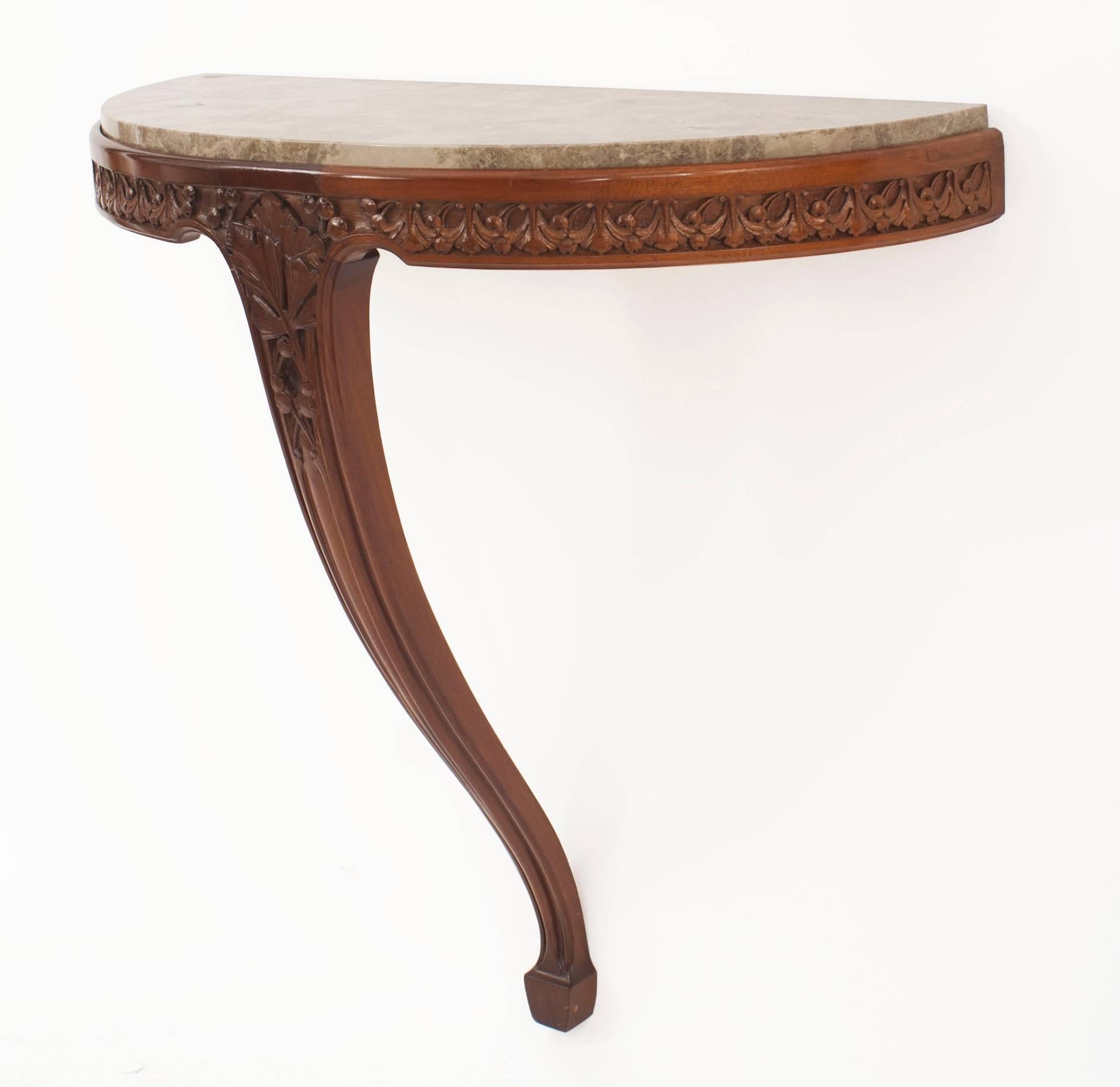 Pair of French Art Nouveau Mahogany Console Tables In Good Condition For Sale In New York, NY