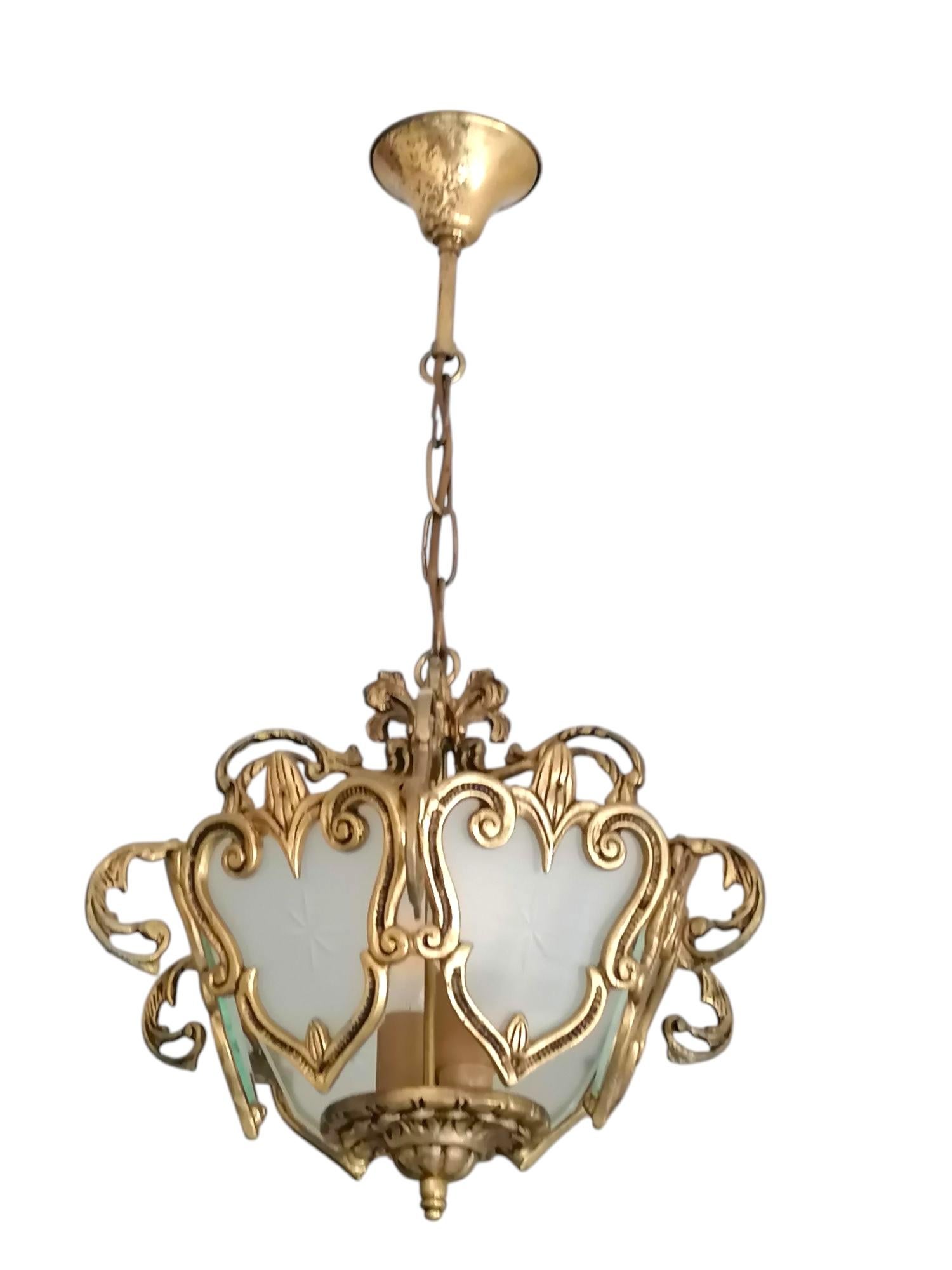Pareja de candelabros de linterna franceses Art Nouveau de bronce dorado, paneles de cristal esmerilado Bronce en venta