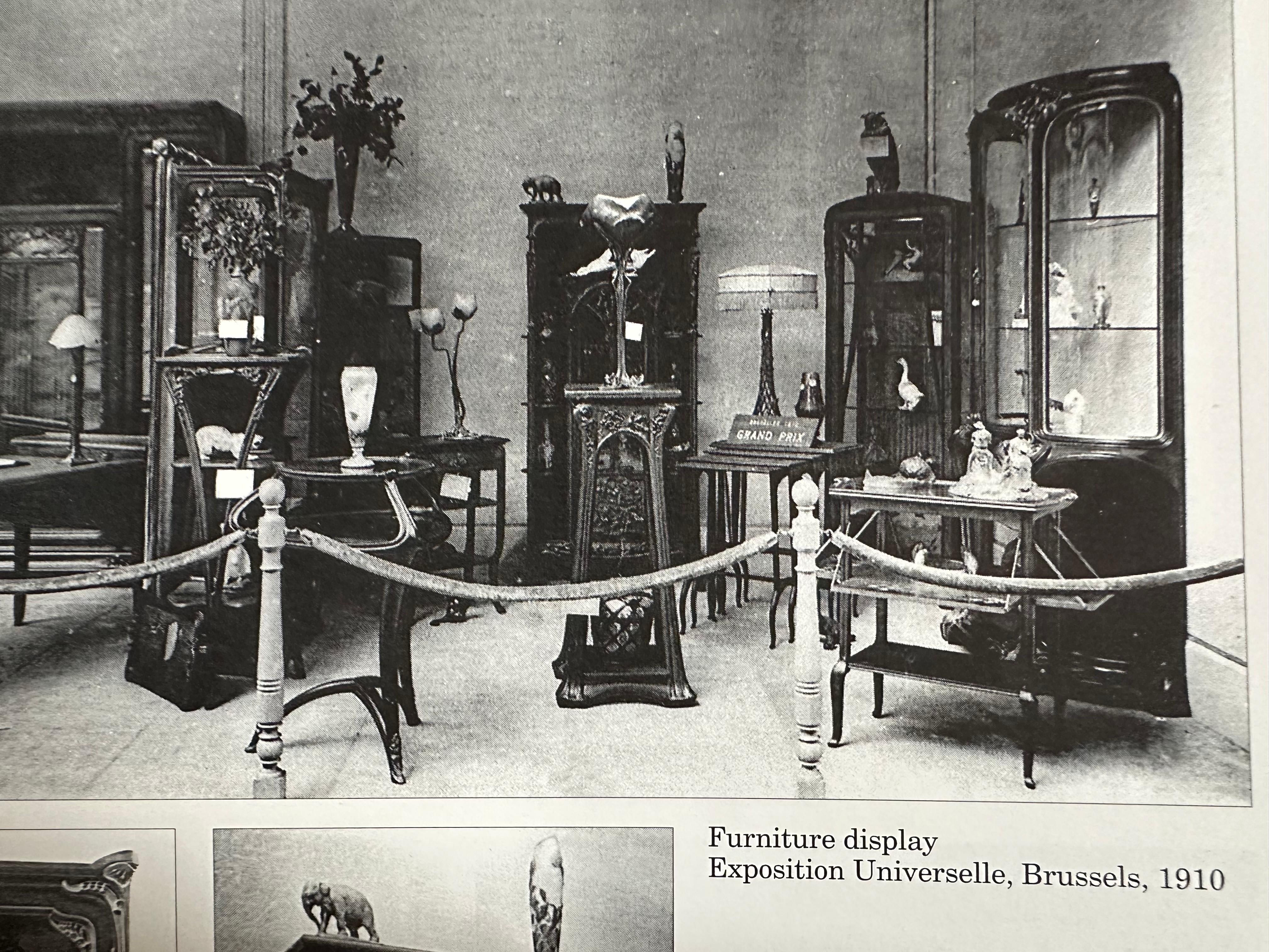 Pair of French Art Nouveau Plant stands / pedestals by Louis Majorelle 1907  #1 For Sale 3