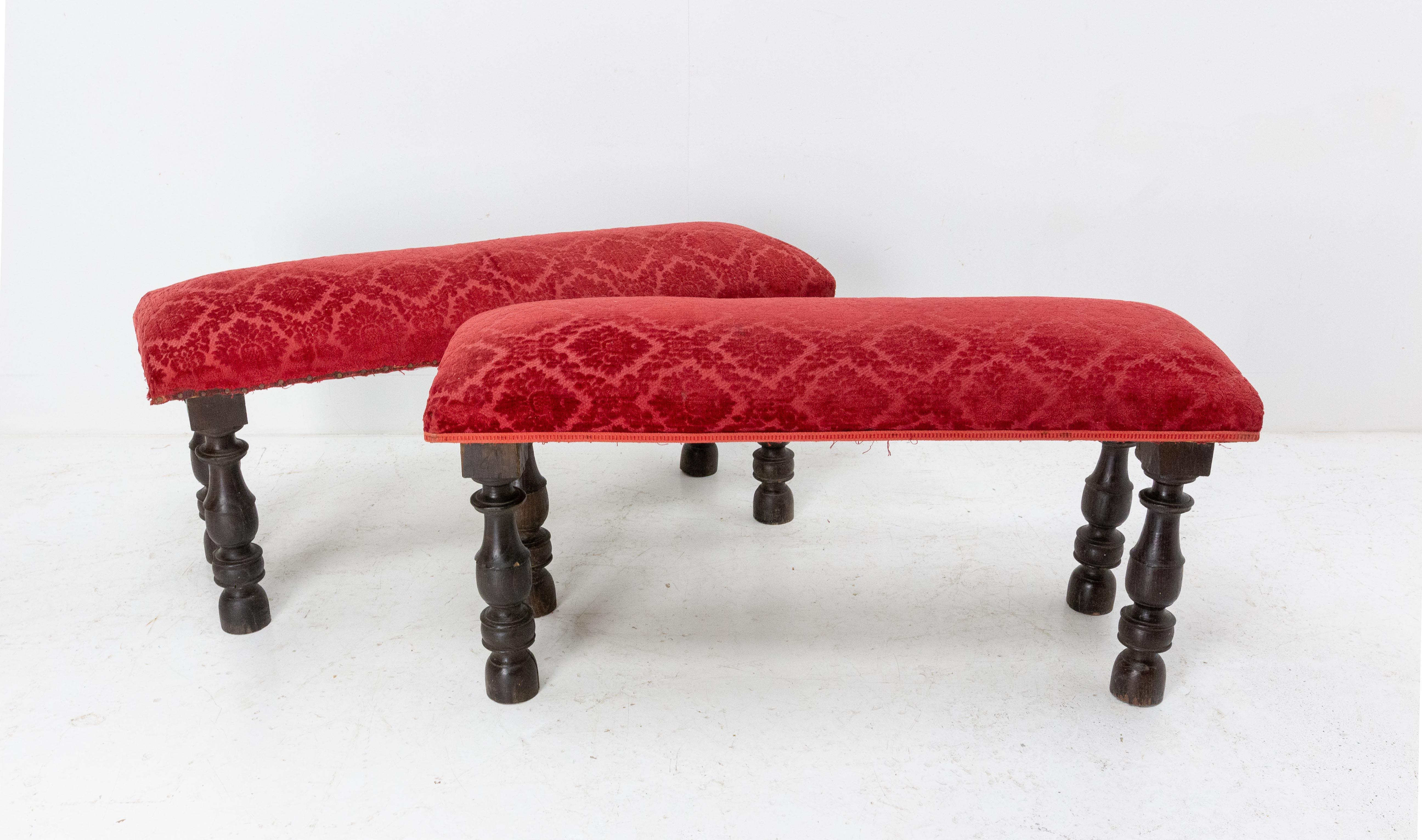 Panca Banquette a sei piedi, Francia, 1900
Castagno e tappezzeria
Da recuperare
Buone condizioni d'epoca, 
La tavola di una delle panchine verrà sostituita

Spedizione : 
L118/ 66 / 36 cm 37 kg (cassa di legno).