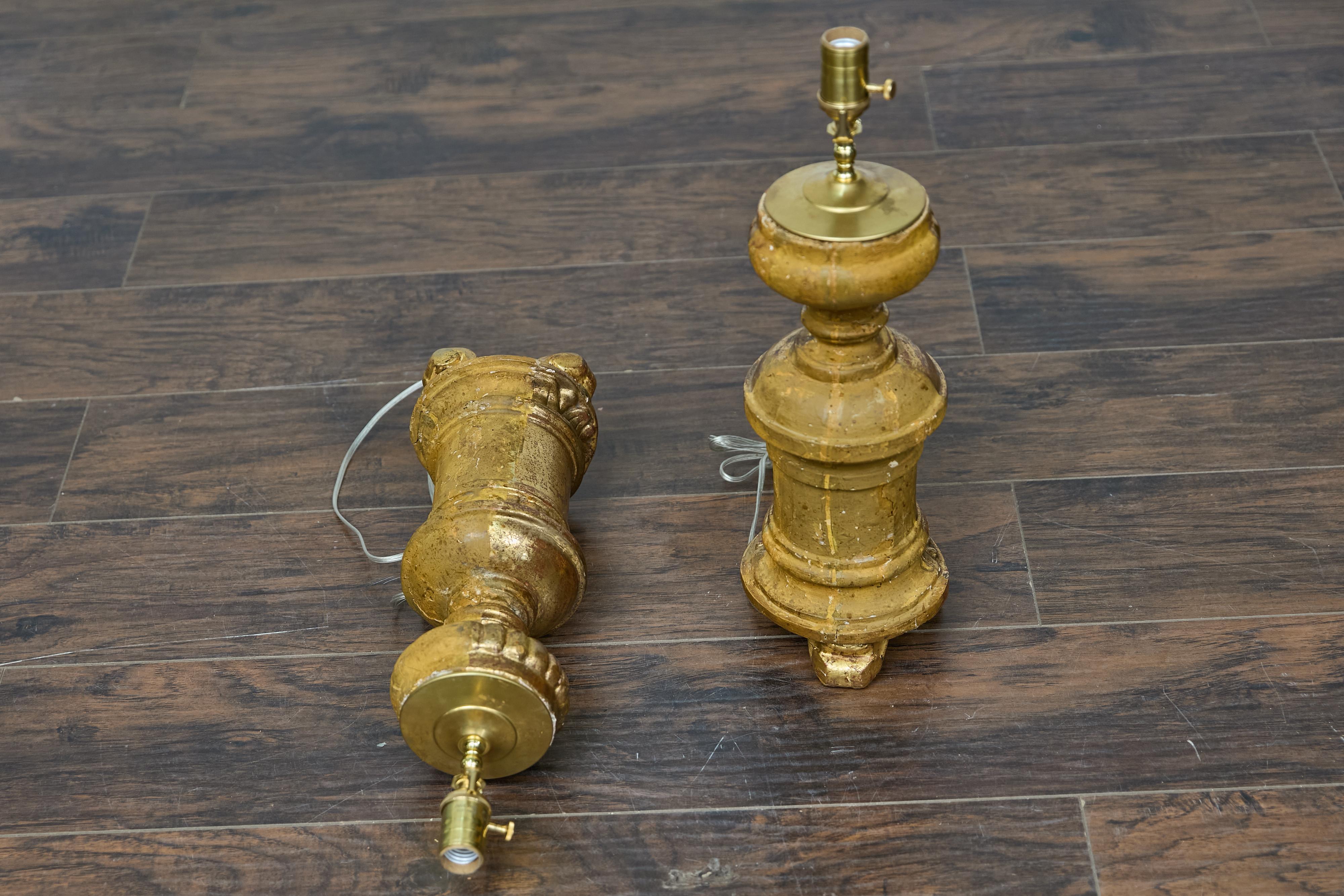 Pair of French Baroque Revival 19th Century Giltwood Fragments Made into Lamps For Sale 12