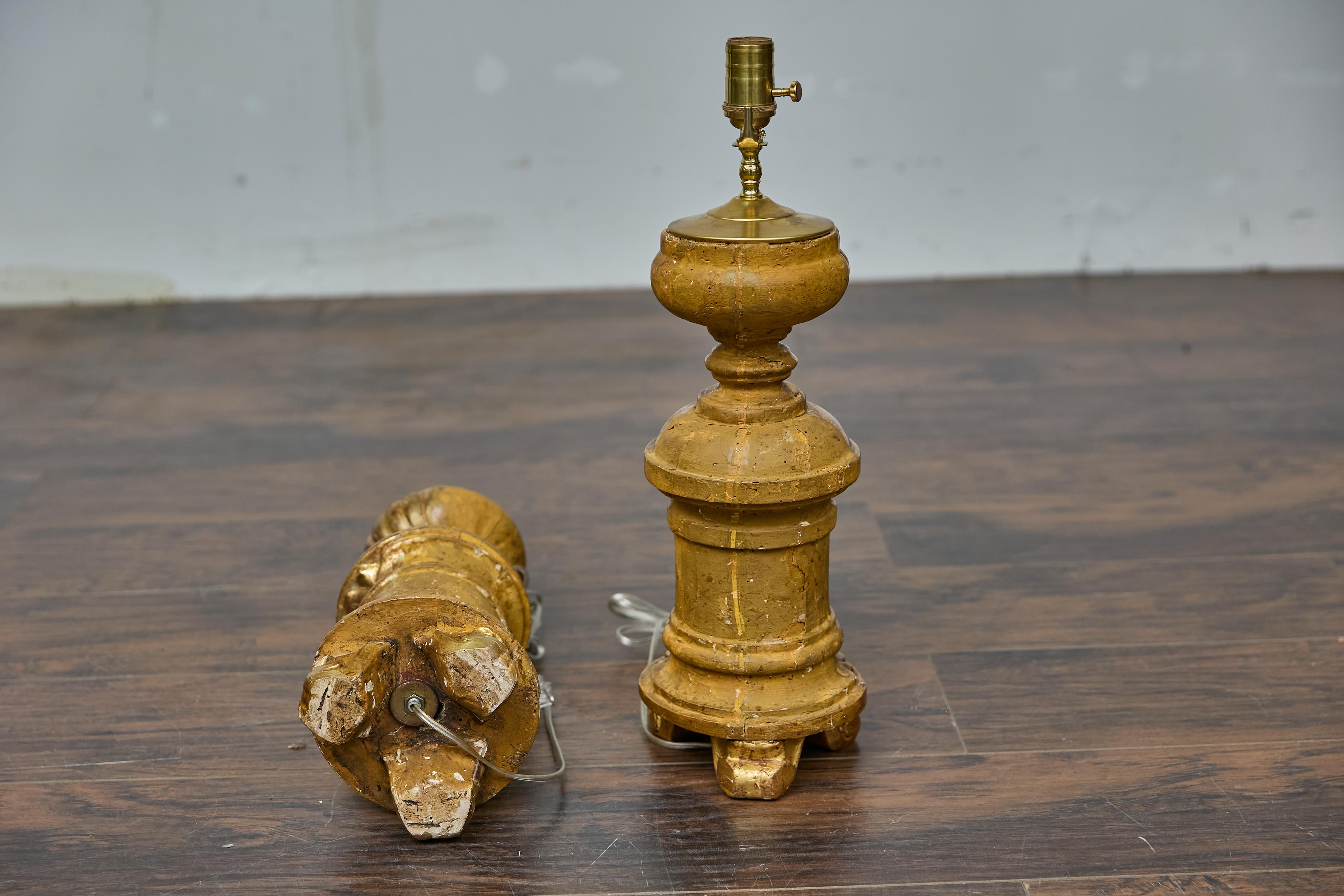 Pair of French Baroque Revival 19th Century Giltwood Fragments Made into Lamps For Sale 14