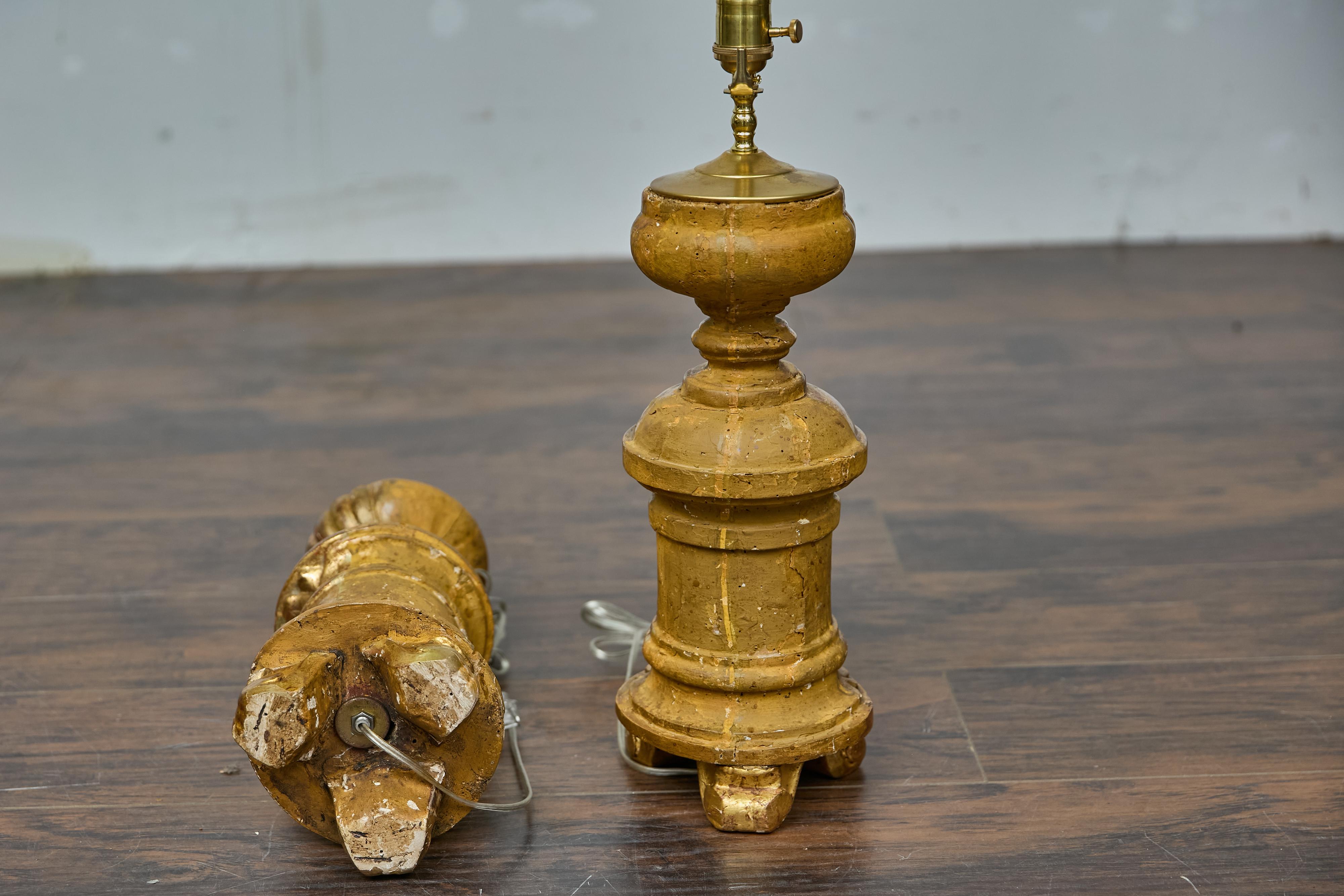 Pair of French Baroque Revival 19th Century Giltwood Fragments Made into Lamps For Sale 15
